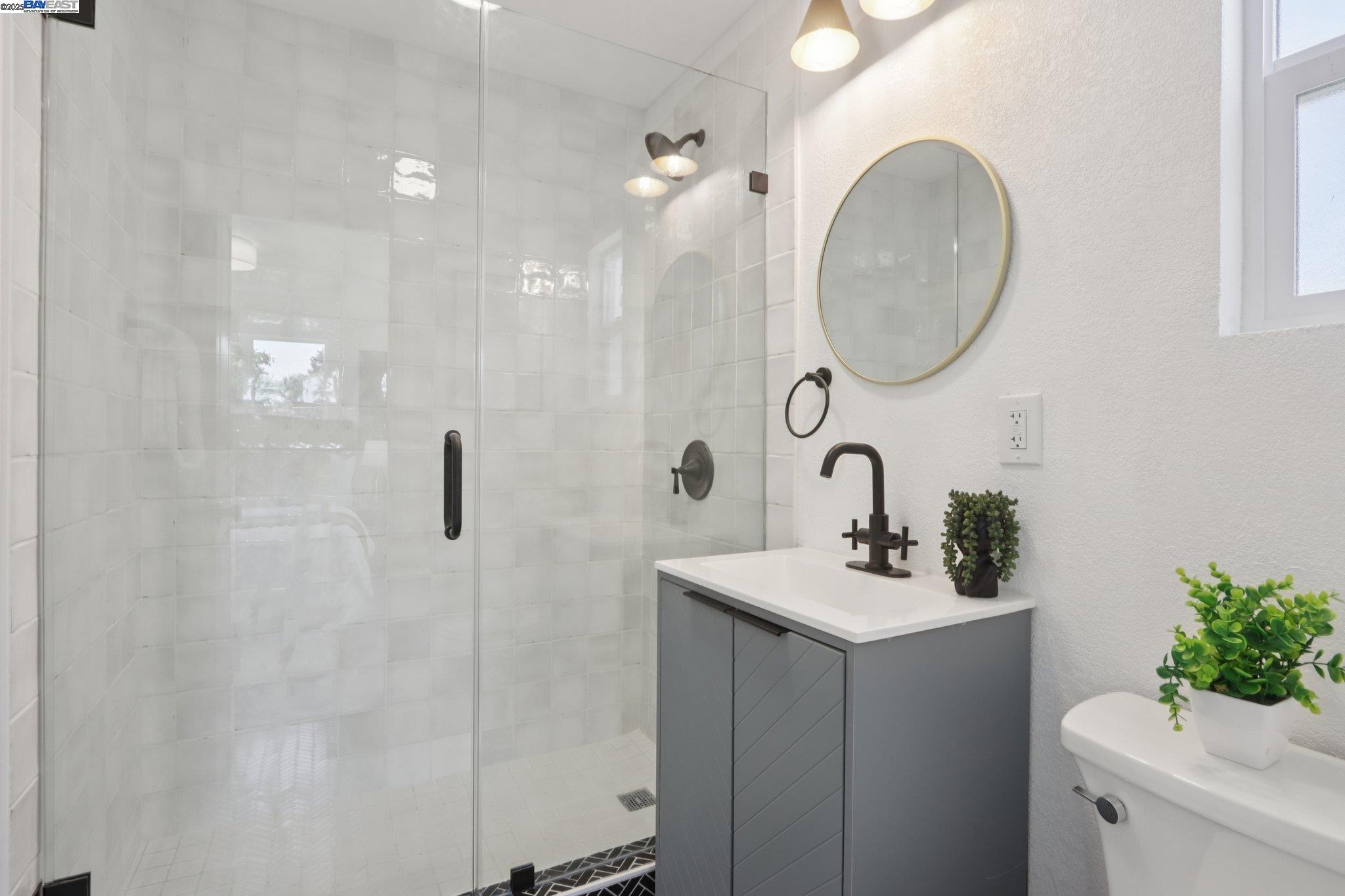 Detail Gallery Image 23 of 32 For 21593 Princeton St, Hayward,  CA 94541 - 3 Beds | 2 Baths