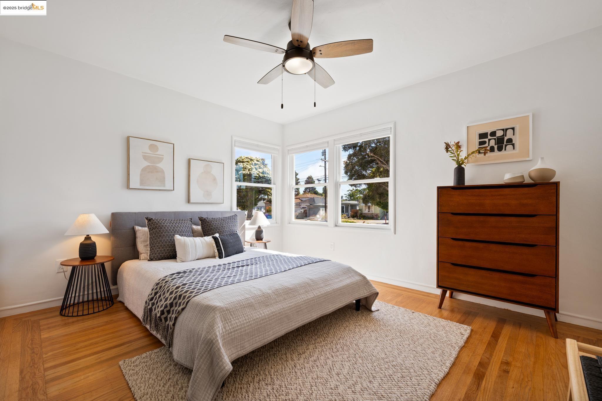 Detail Gallery Image 14 of 46 For 2800 Carlson Blvd, Richmond,  CA 94804 - 2 Beds | 1 Baths