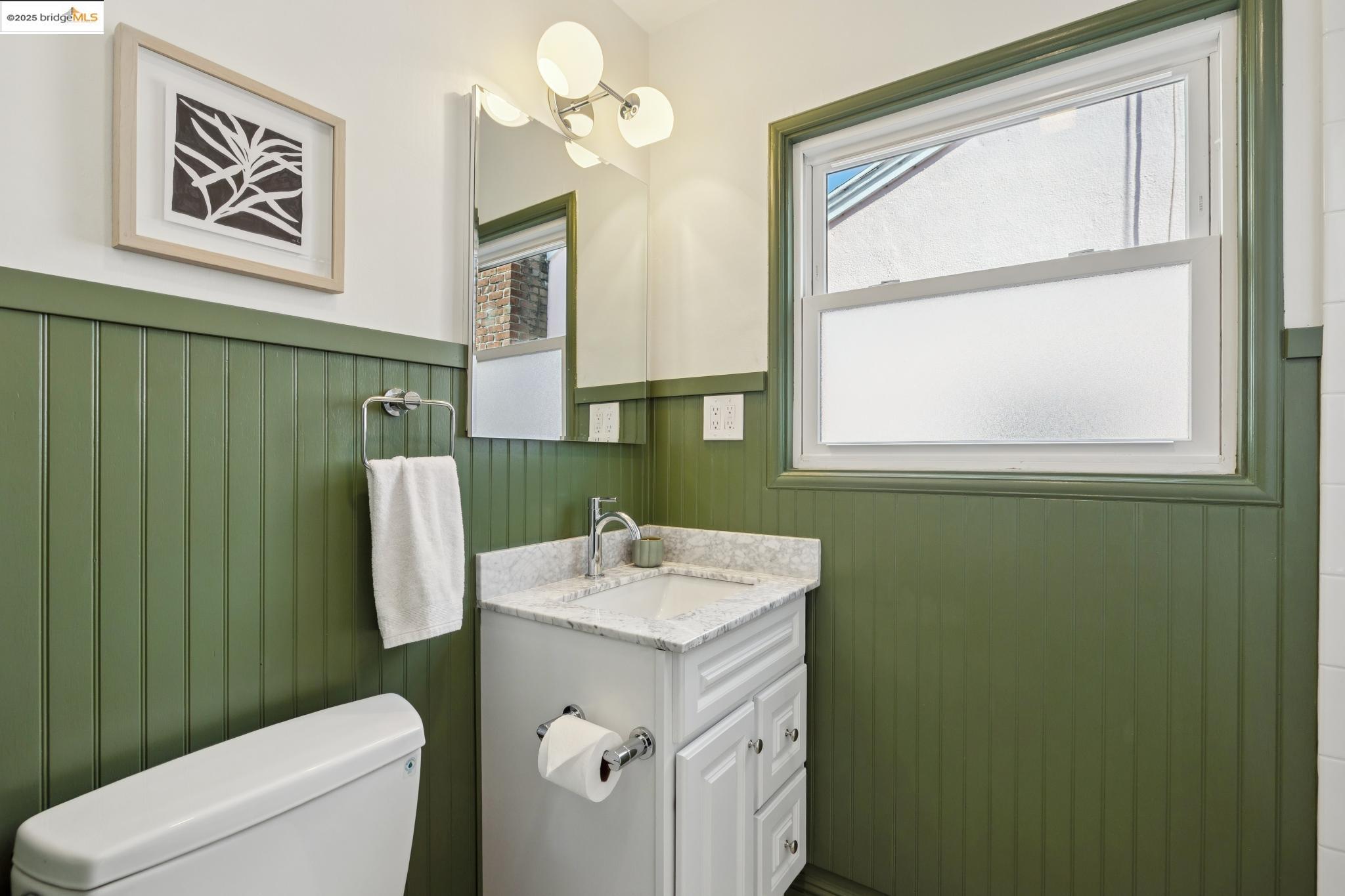 Detail Gallery Image 19 of 46 For 2800 Carlson Blvd, Richmond,  CA 94804 - 2 Beds | 1 Baths