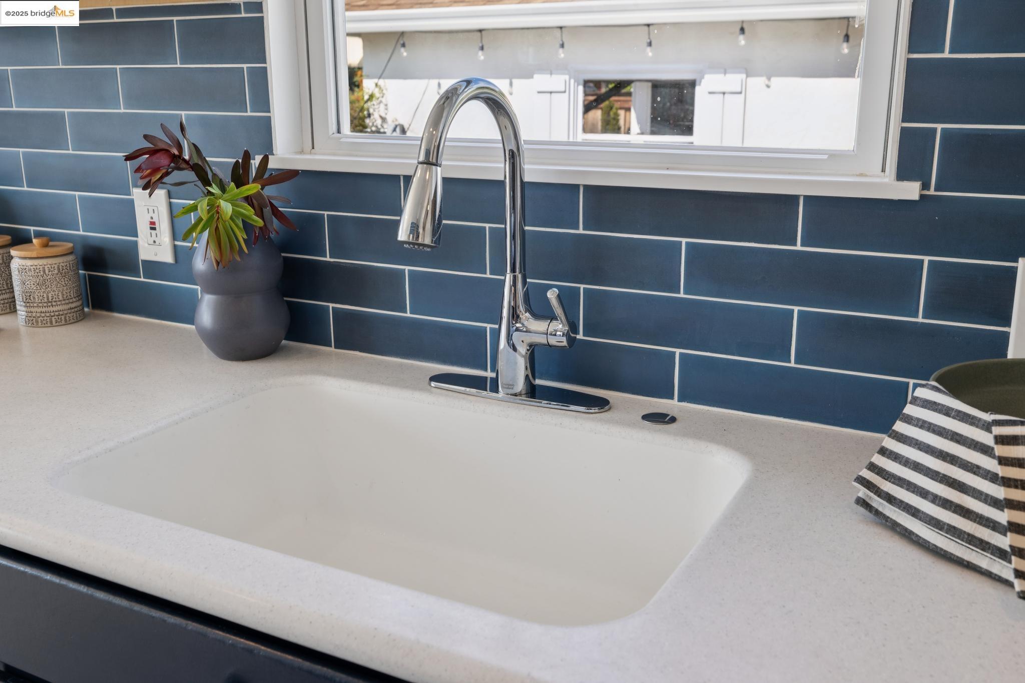 Detail Gallery Image 30 of 46 For 2800 Carlson Blvd, Richmond,  CA 94804 - 2 Beds | 1 Baths
