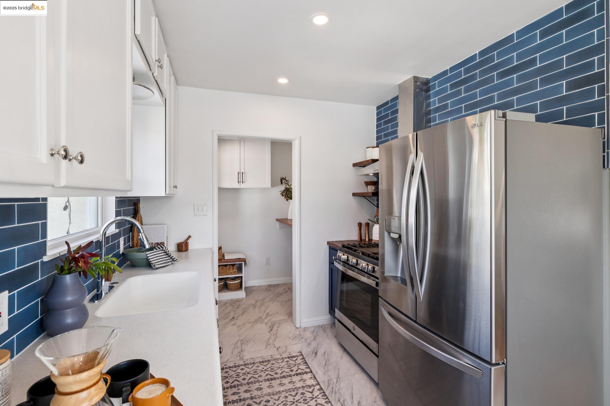 Detail Gallery Image 32 of 46 For 2800 Carlson Blvd, Richmond,  CA 94804 - 2 Beds | 1 Baths