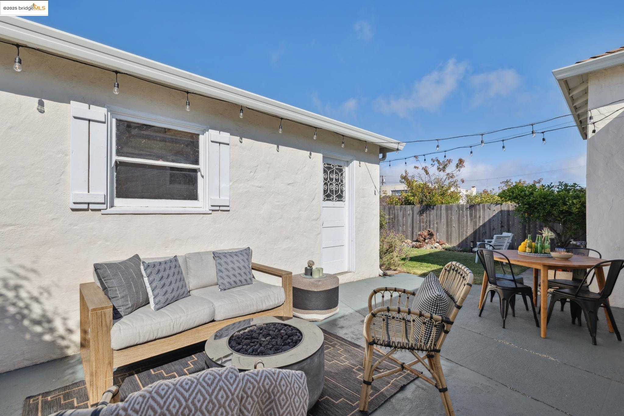 Detail Gallery Image 44 of 46 For 2800 Carlson Blvd, Richmond,  CA 94804 - 2 Beds | 1 Baths