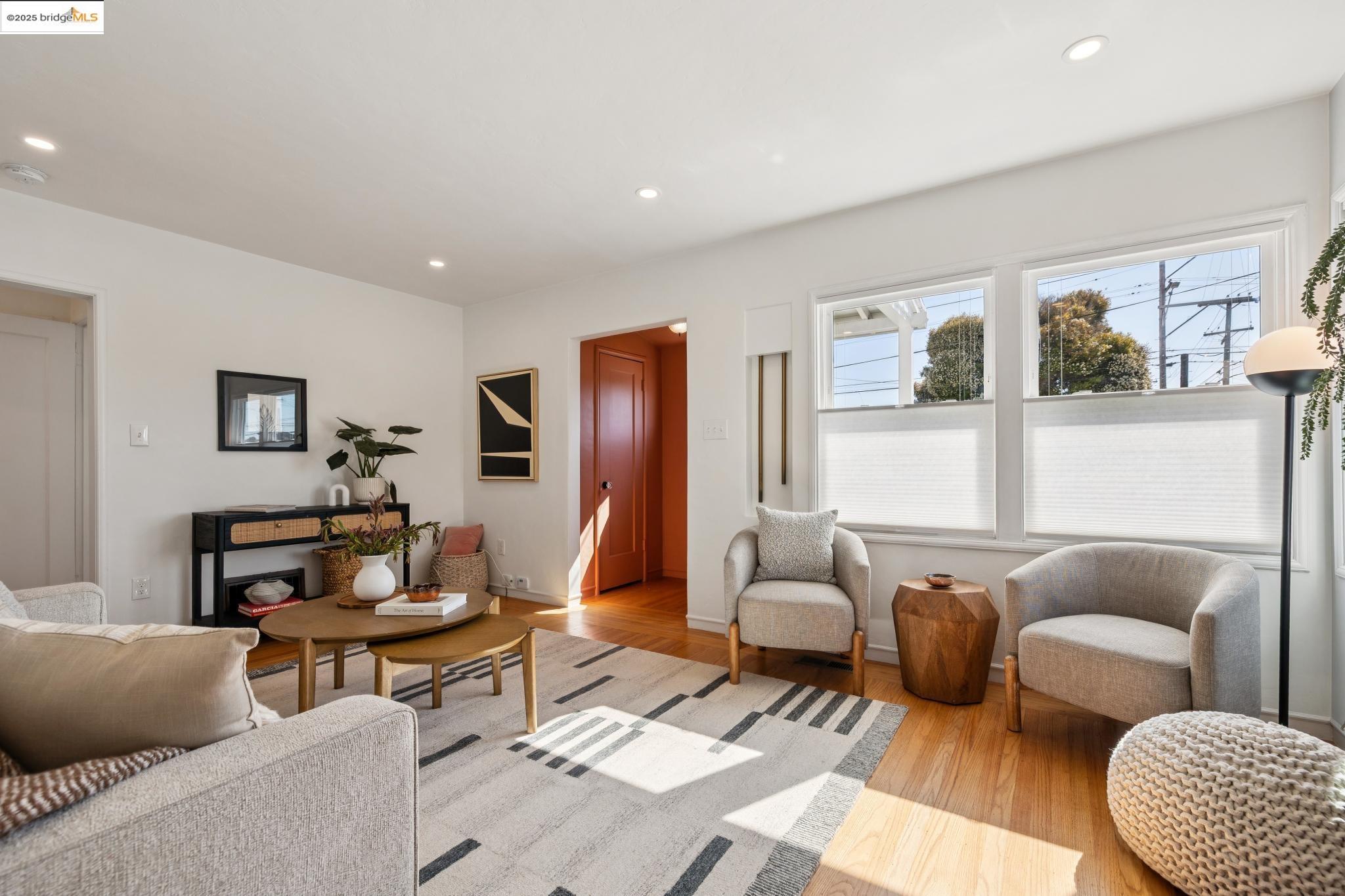 Detail Gallery Image 9 of 46 For 2800 Carlson Blvd, Richmond,  CA 94804 - 2 Beds | 1 Baths