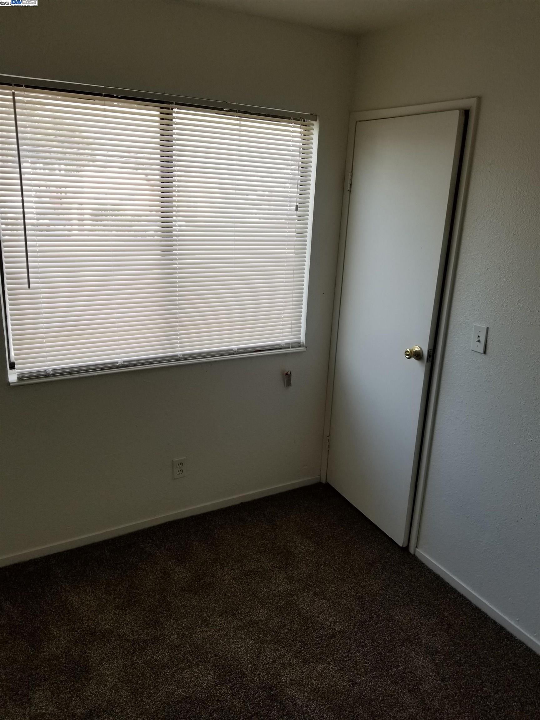 Detail Gallery Image 17 of 36 For 6109 Foothill Blvd, Oakland,  CA 94605 - – Beds | – Baths