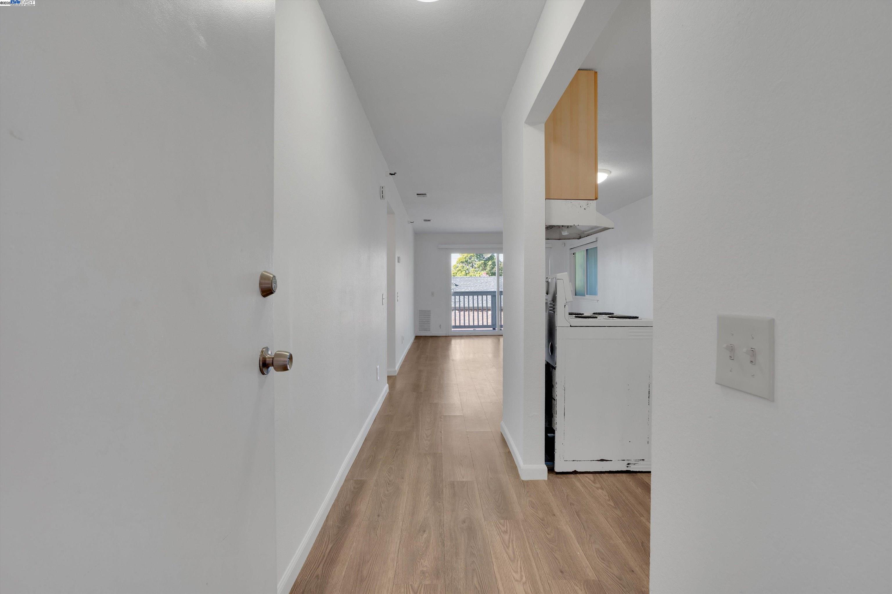 Photo #11: 41104063 Listing: Photo #11