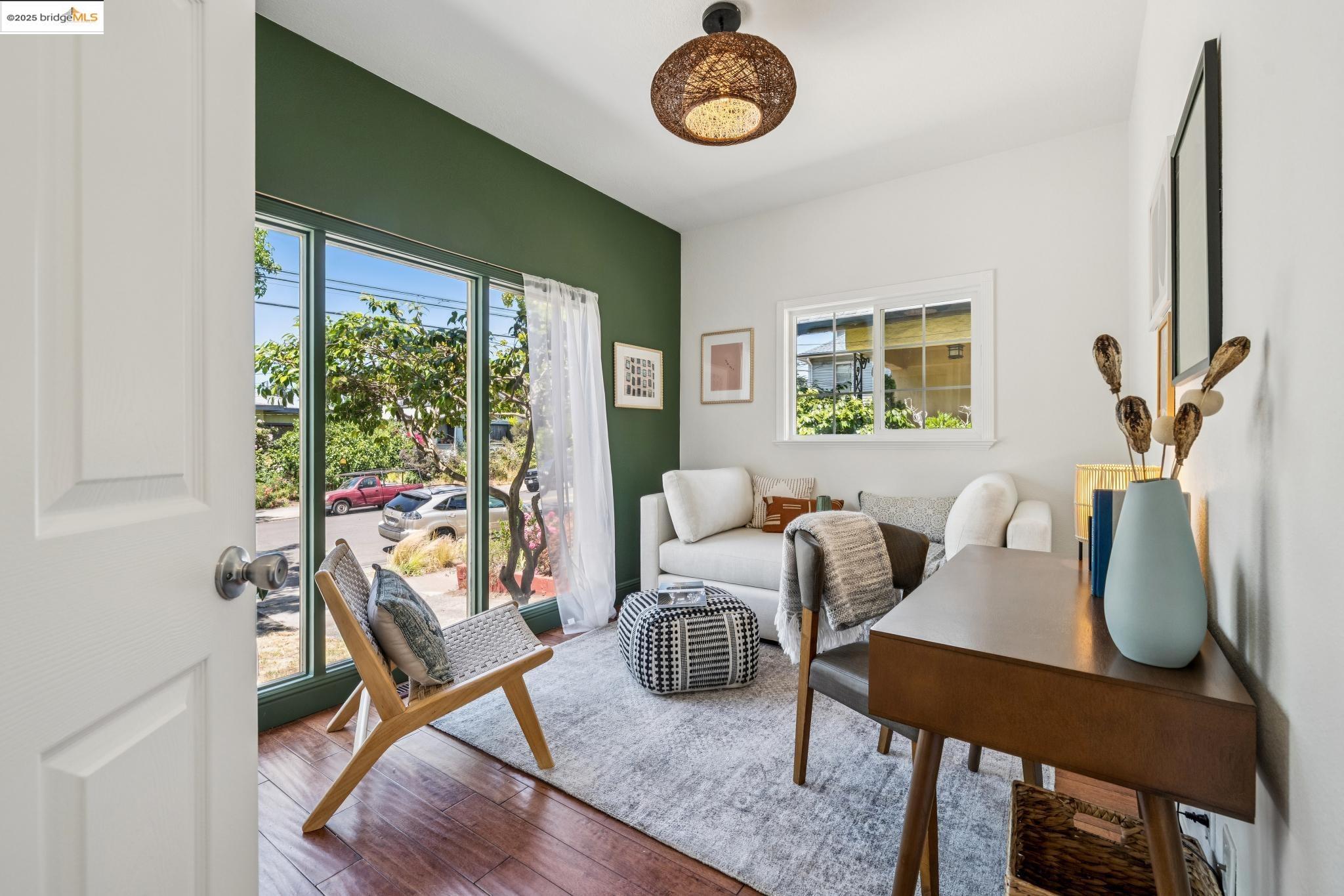 Detail Gallery Image 17 of 59 For 1634 Derby St, Berkeley,  CA 94703 - 3 Beds | 2 Baths