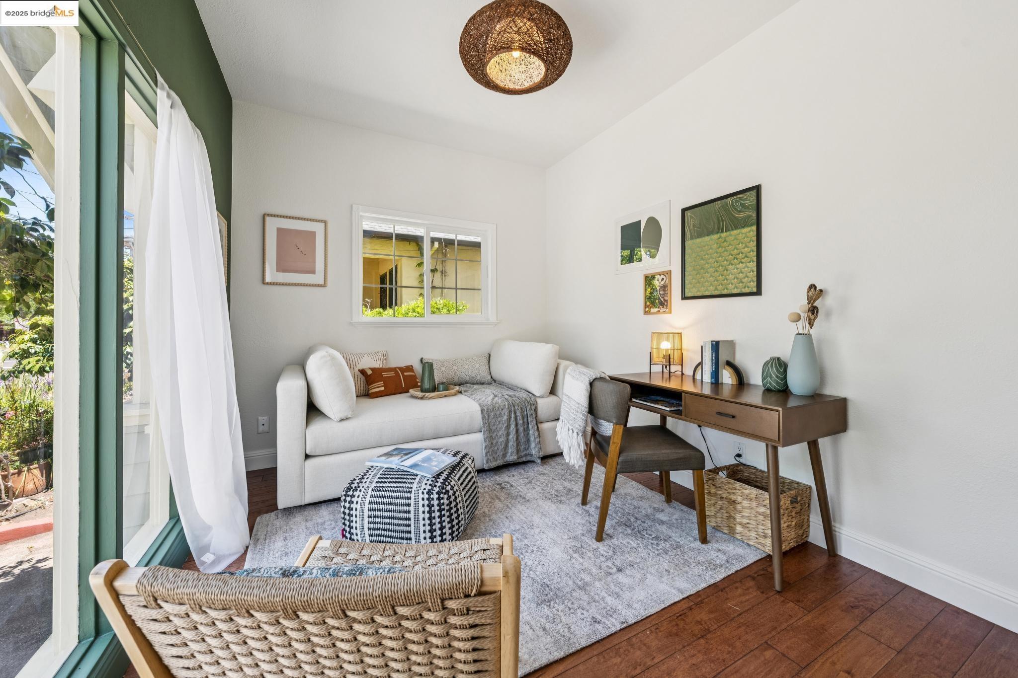 Detail Gallery Image 18 of 59 For 1634 Derby St, Berkeley,  CA 94703 - 3 Beds | 2 Baths