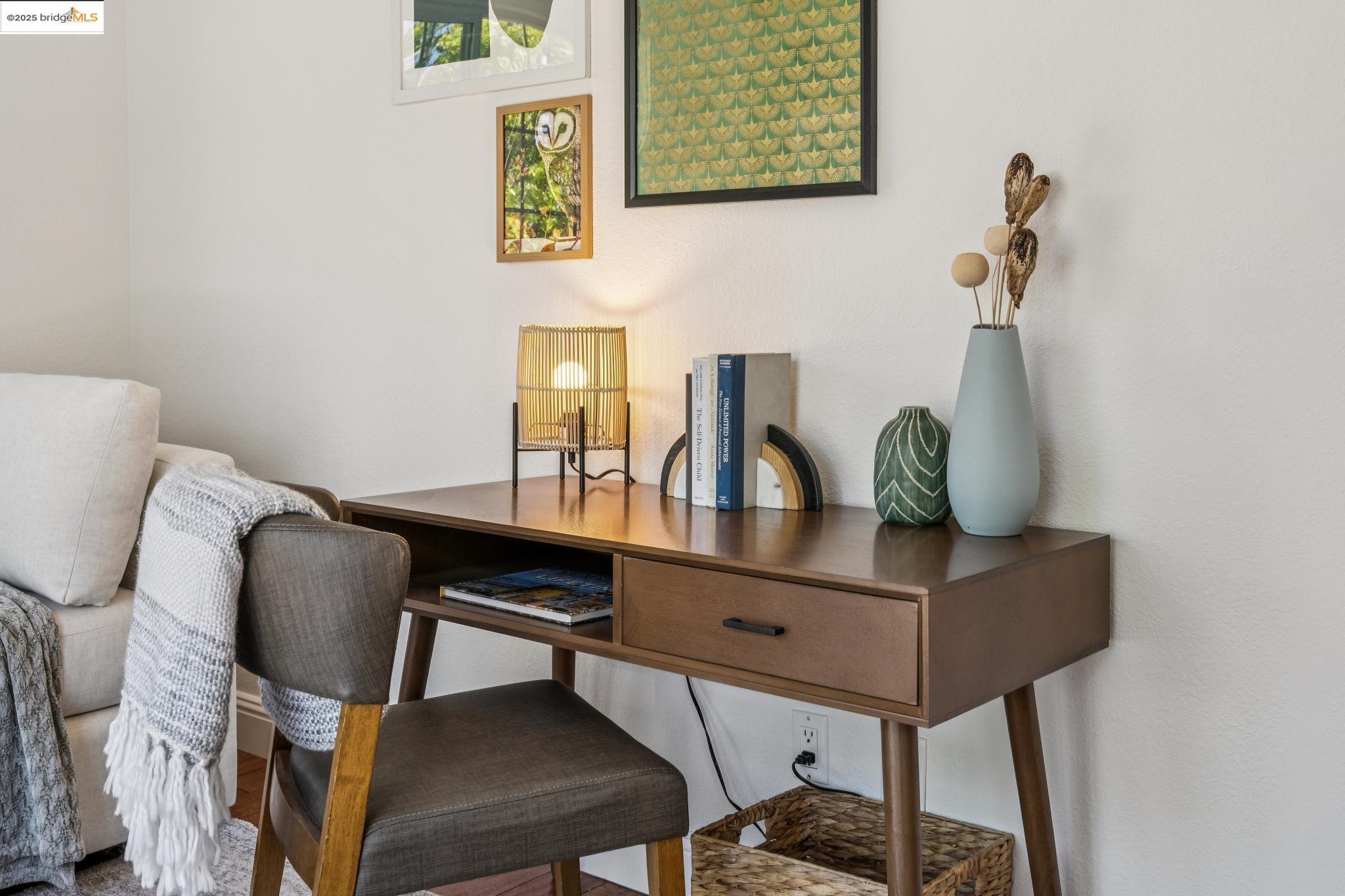 Detail Gallery Image 19 of 59 For 1634 Derby St, Berkeley,  CA 94703 - 3 Beds | 2 Baths