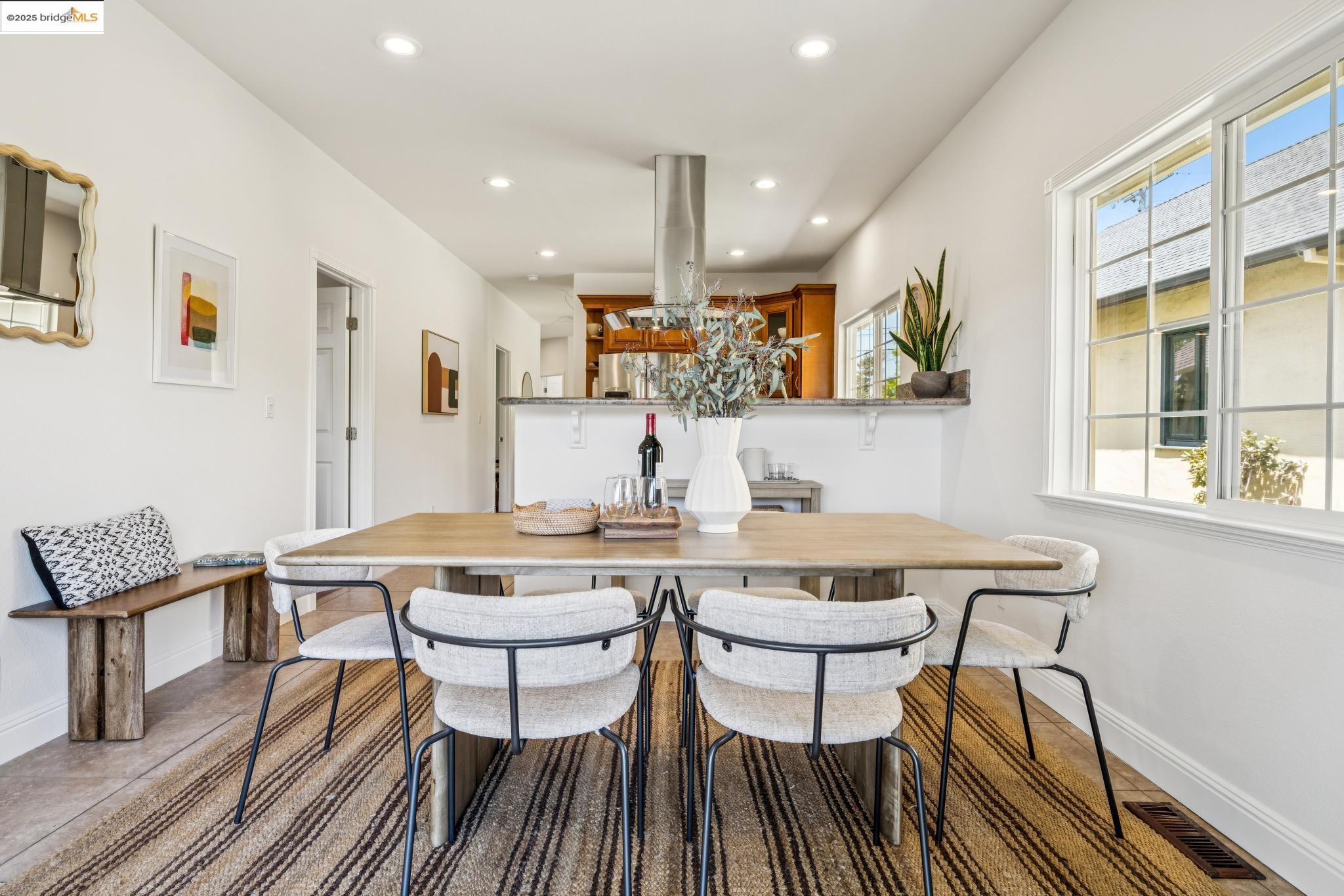 Detail Gallery Image 30 of 59 For 1634 Derby St, Berkeley,  CA 94703 - 3 Beds | 2 Baths
