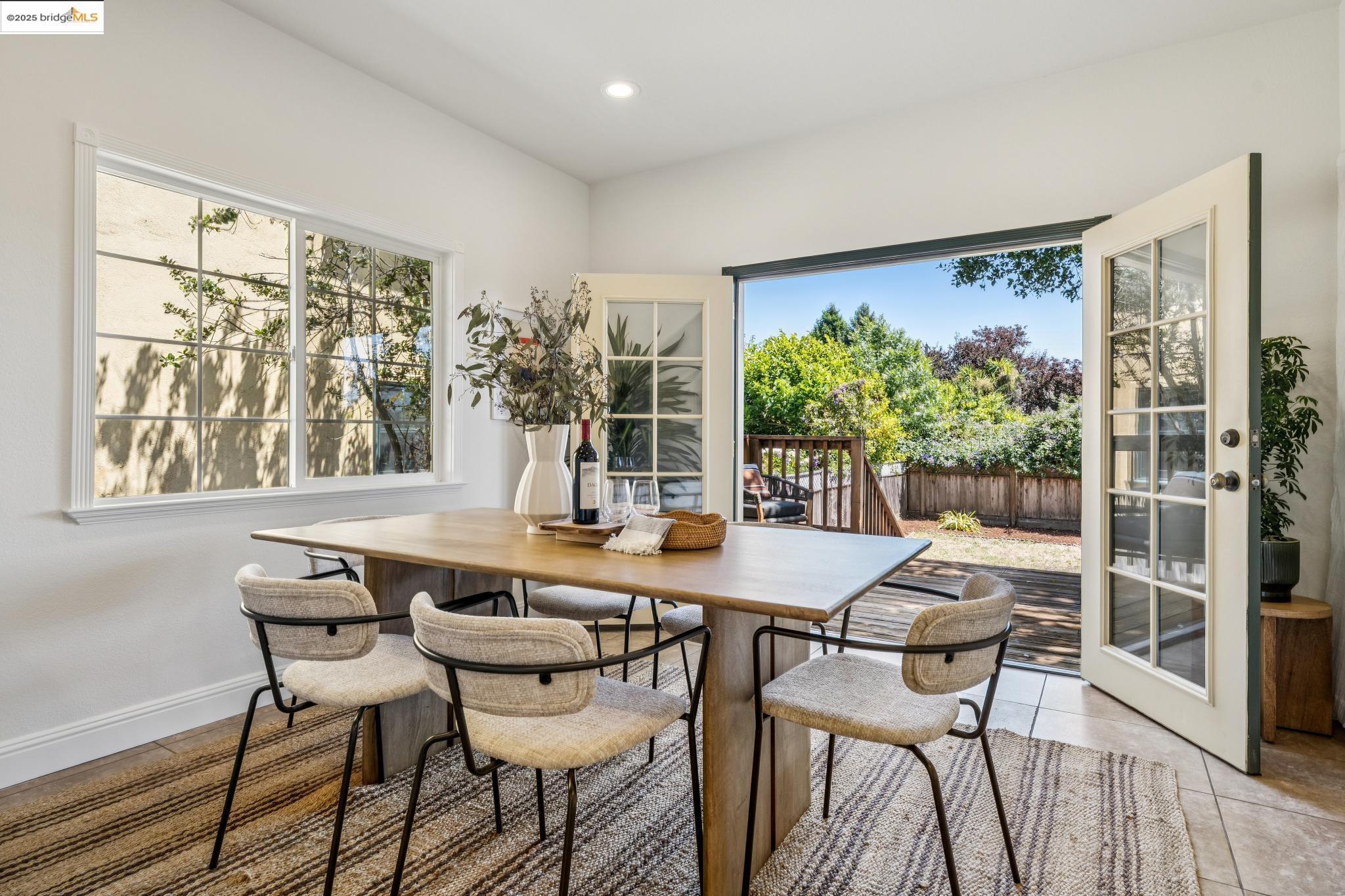 Detail Gallery Image 31 of 59 For 1634 Derby St, Berkeley,  CA 94703 - 3 Beds | 2 Baths