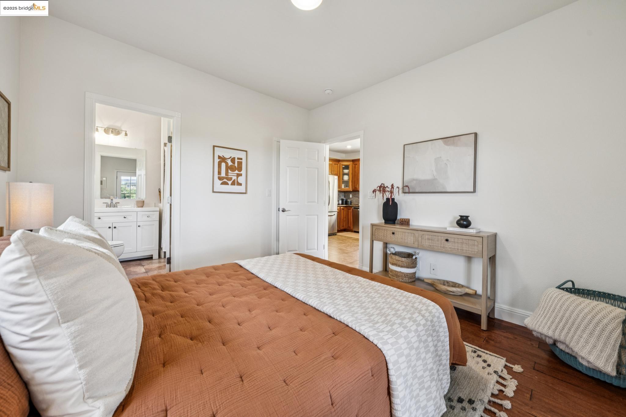 Detail Gallery Image 35 of 59 For 1634 Derby St, Berkeley,  CA 94703 - 3 Beds | 2 Baths