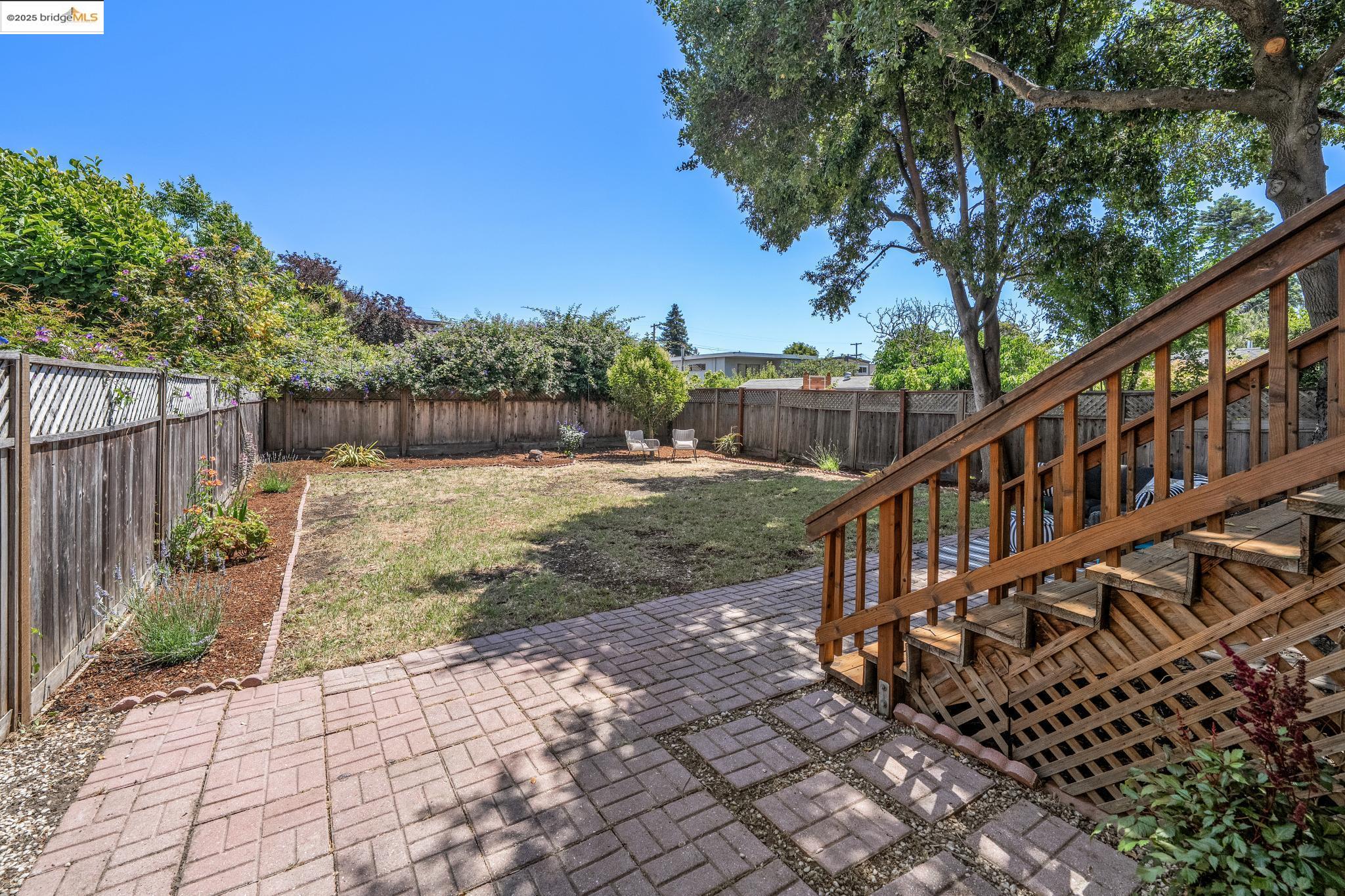 Detail Gallery Image 53 of 59 For 1634 Derby St, Berkeley,  CA 94703 - 3 Beds | 2 Baths