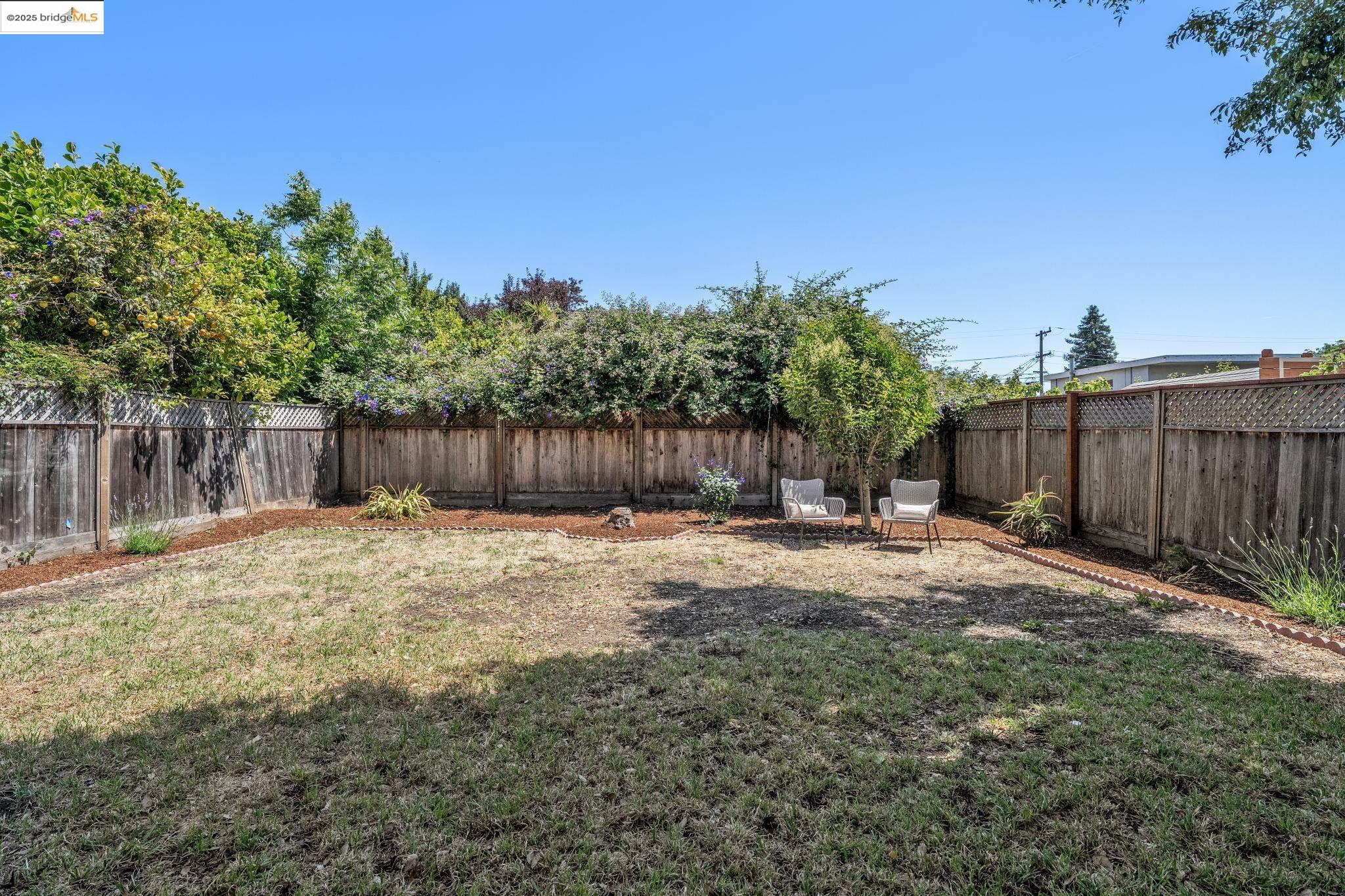 Detail Gallery Image 55 of 59 For 1634 Derby St, Berkeley,  CA 94703 - 3 Beds | 2 Baths