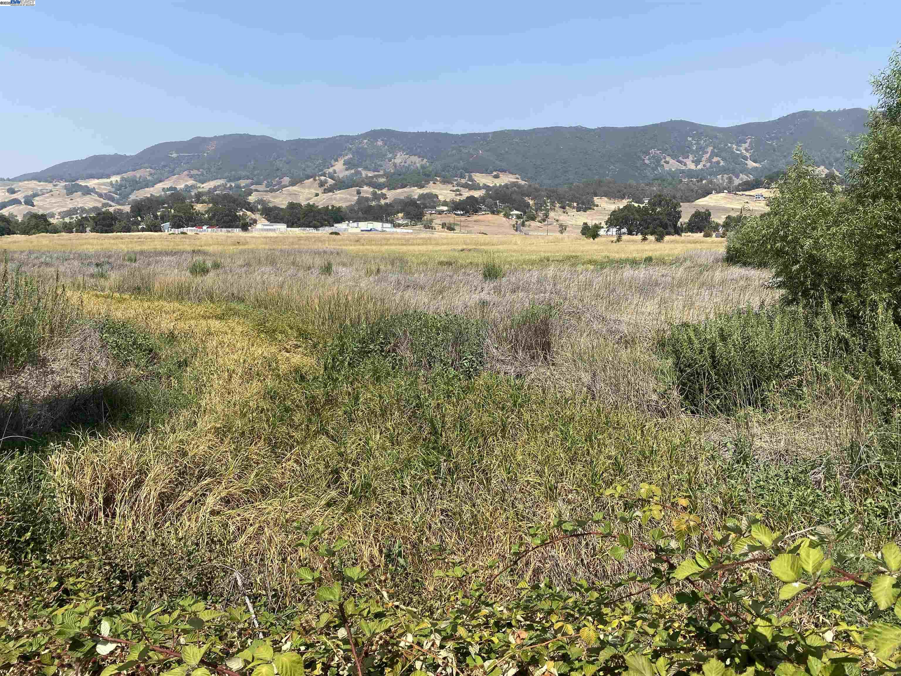 Detail Gallery Image 3 of 7 For 2387 Lakeshore Blvd, Nice,  CA 95464 - – Beds | – Baths