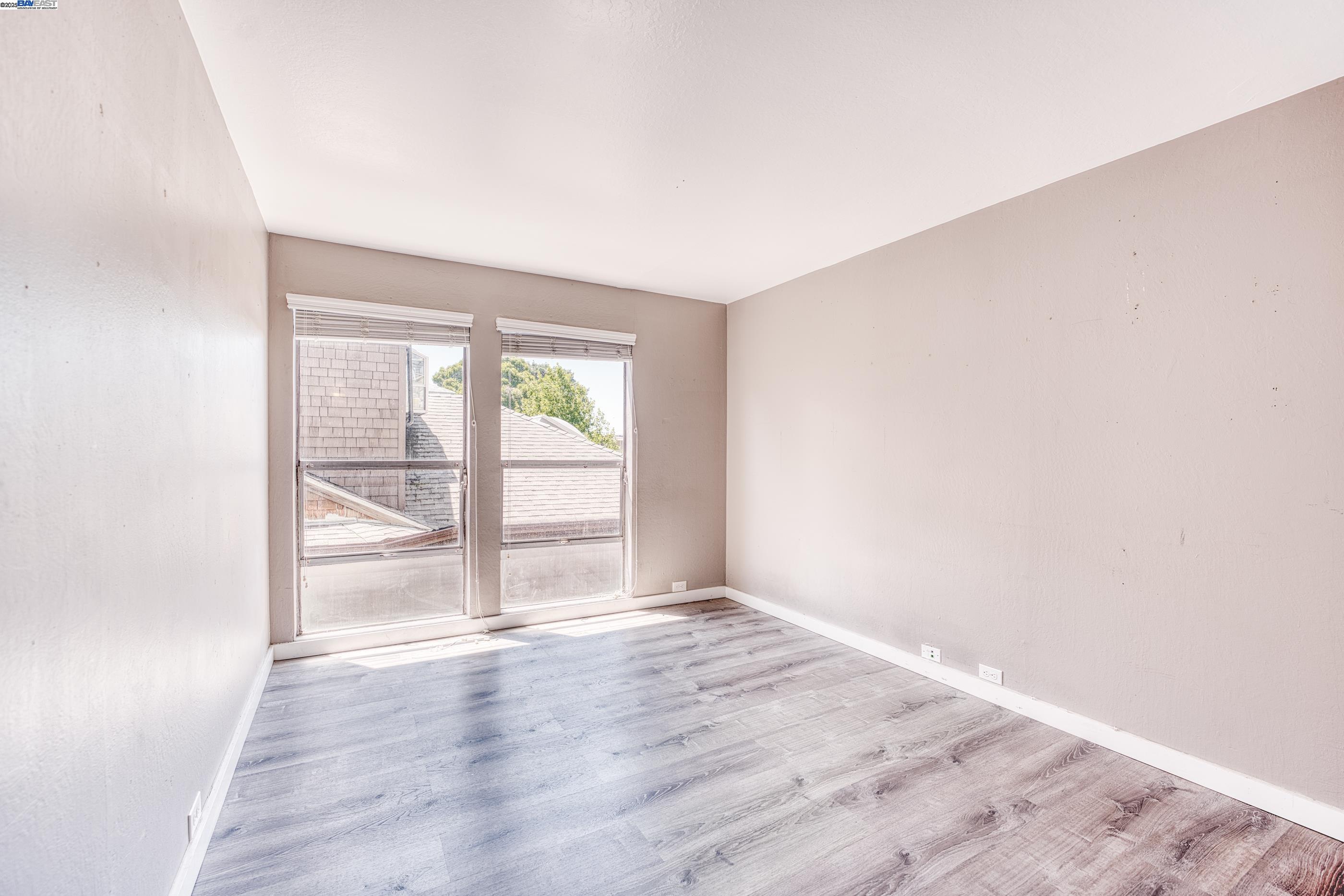 Detail Gallery Image 12 of 28 For 3815 Harrison St #103,  Oakland,  CA 94611 - 2 Beds | 2 Baths