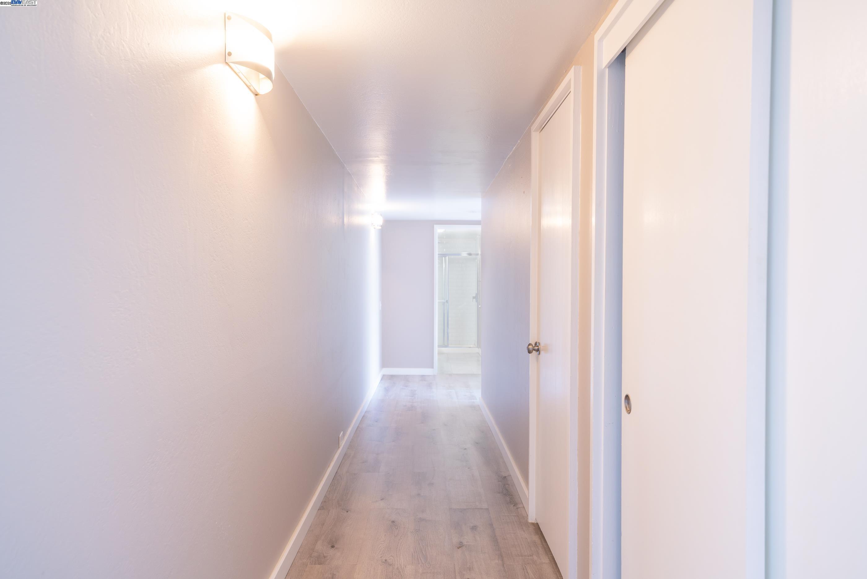Detail Gallery Image 9 of 28 For 3815 Harrison St #103,  Oakland,  CA 94611 - 2 Beds | 2 Baths