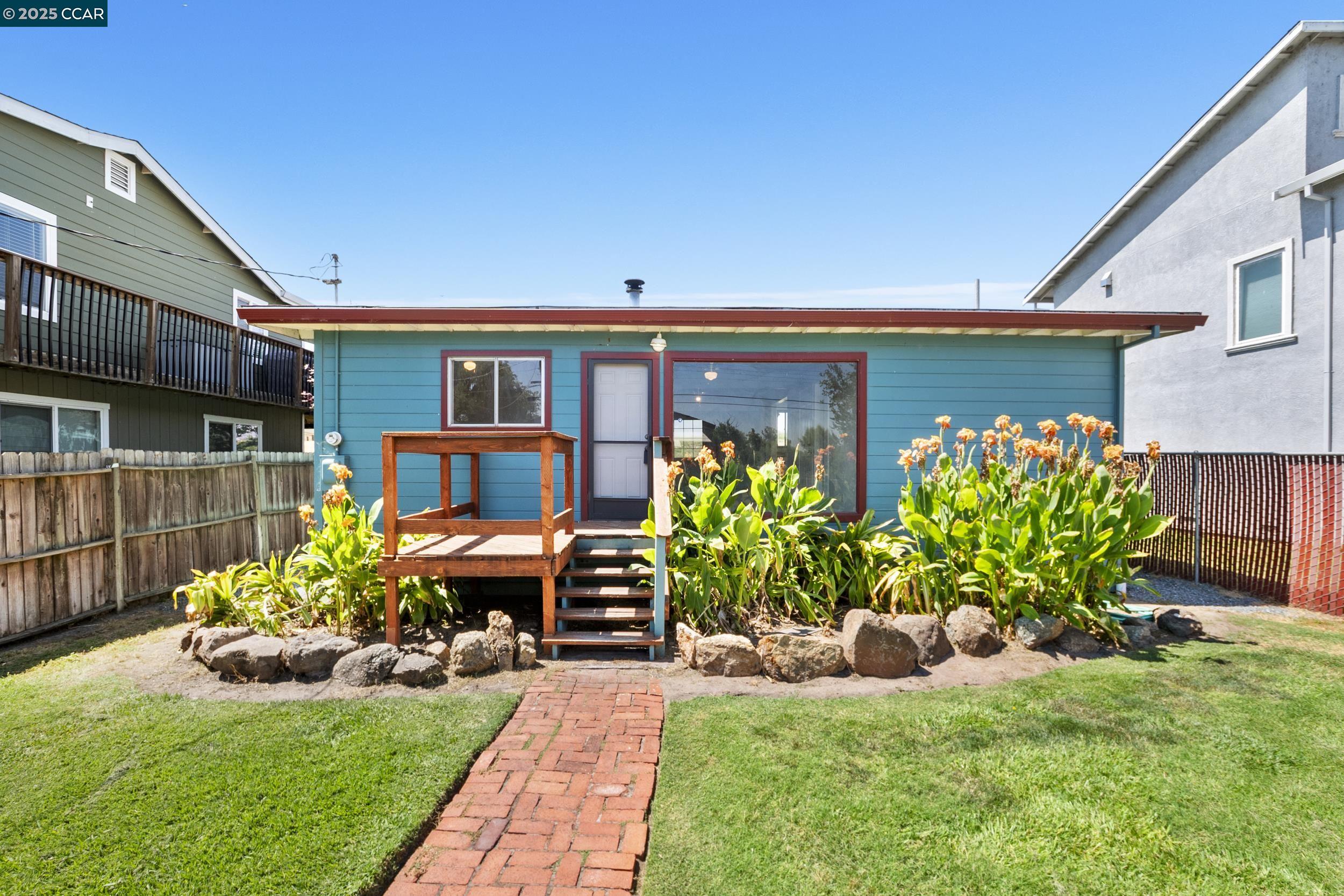 Detail Gallery Image 1 of 38 For 4170 Windsweep Road, Bethel Island,  CA 94511 - 2 Beds | 1 Baths