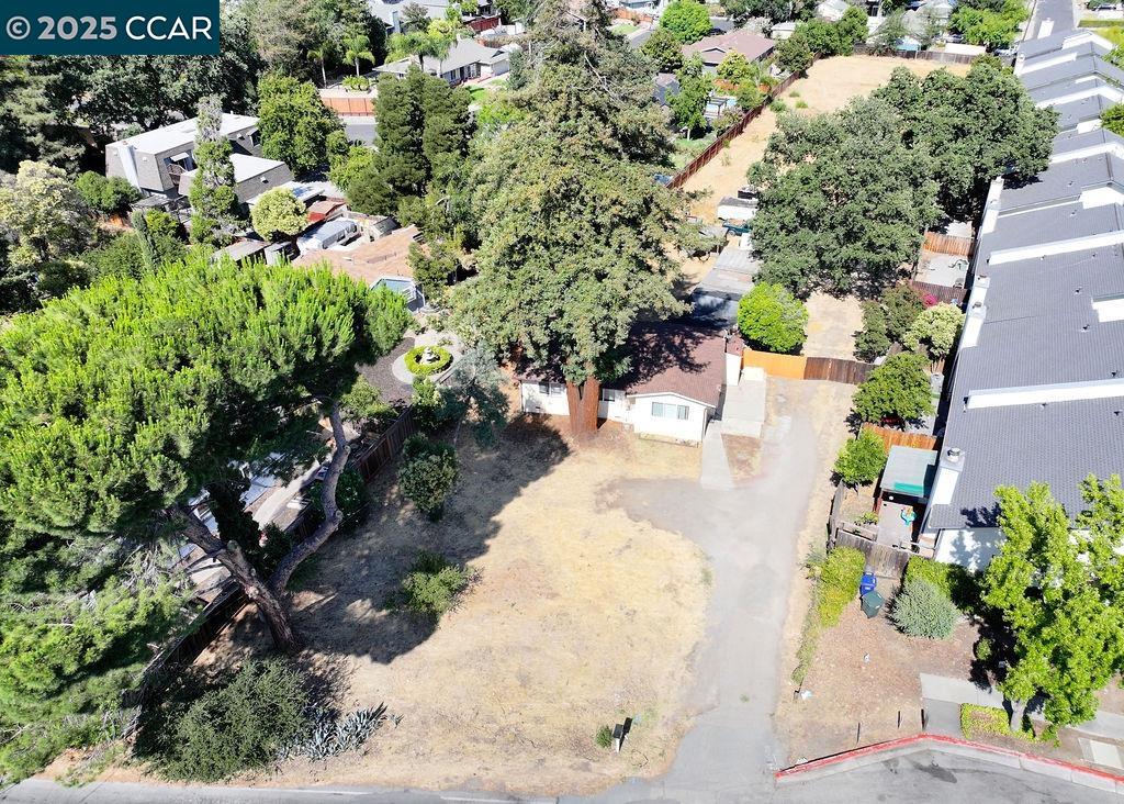 Detail Gallery Image 7 of 8 For 1540 Farm Bureau Rd, Concord,  CA 94519 - 3 Beds | 1 Baths
