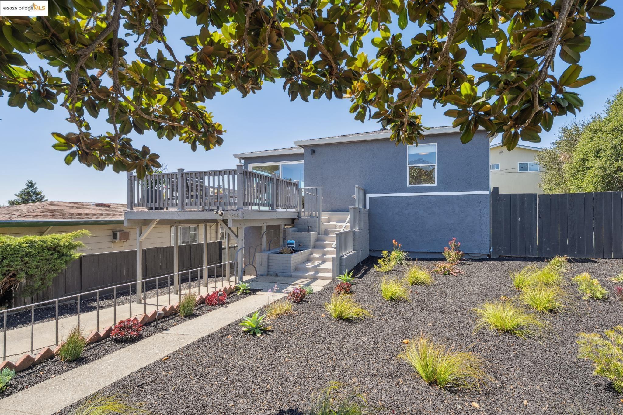 Detail Gallery Image 4 of 53 For 5866 Ralston Ave, Richmond,  CA 94805 - 3 Beds | 2 Baths