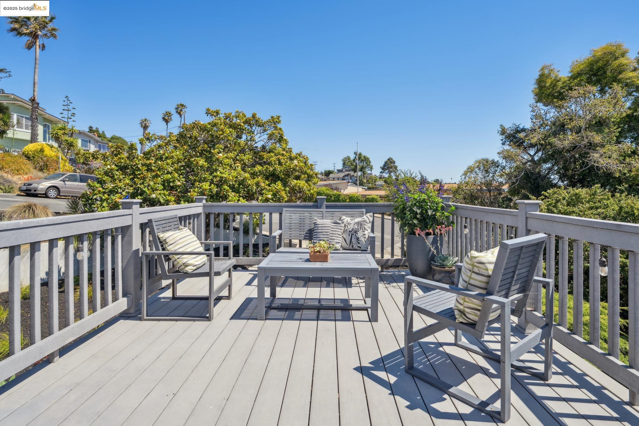 Detail Gallery Image 6 of 53 For 5866 Ralston Ave, Richmond,  CA 94805 - 3 Beds | 2 Baths