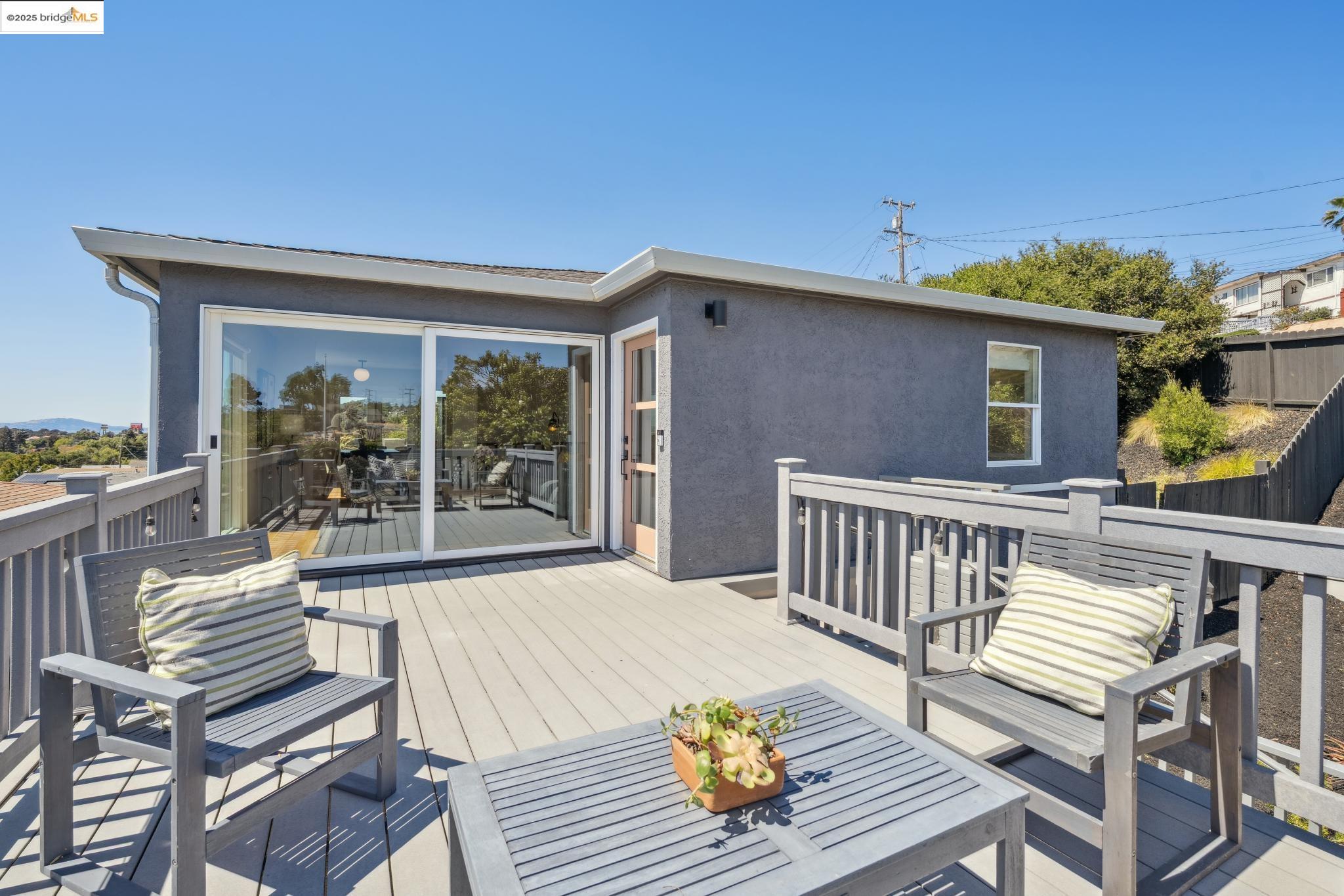 Detail Gallery Image 10 of 53 For 5866 Ralston Ave, Richmond,  CA 94805 - 3 Beds | 2 Baths
