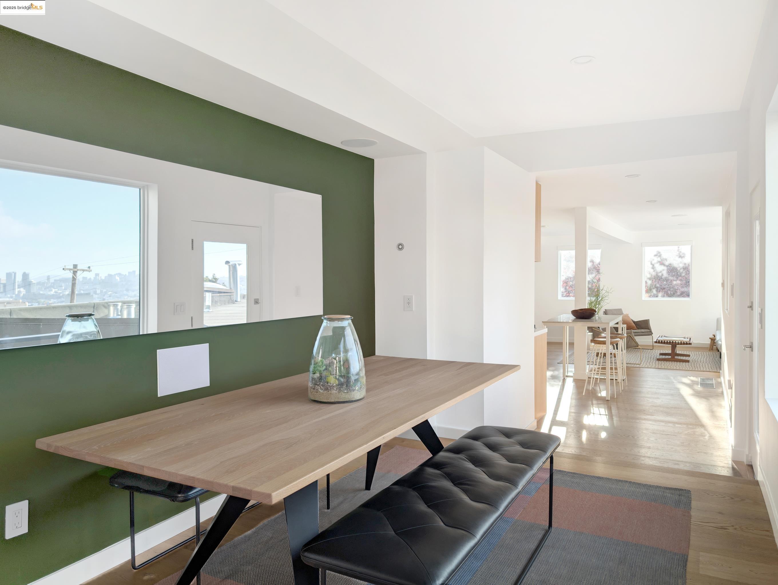 Detail Gallery Image 11 of 28 For 53 Elsie St, San Francisco,  CA 94110 - 2 Beds | 2 Baths