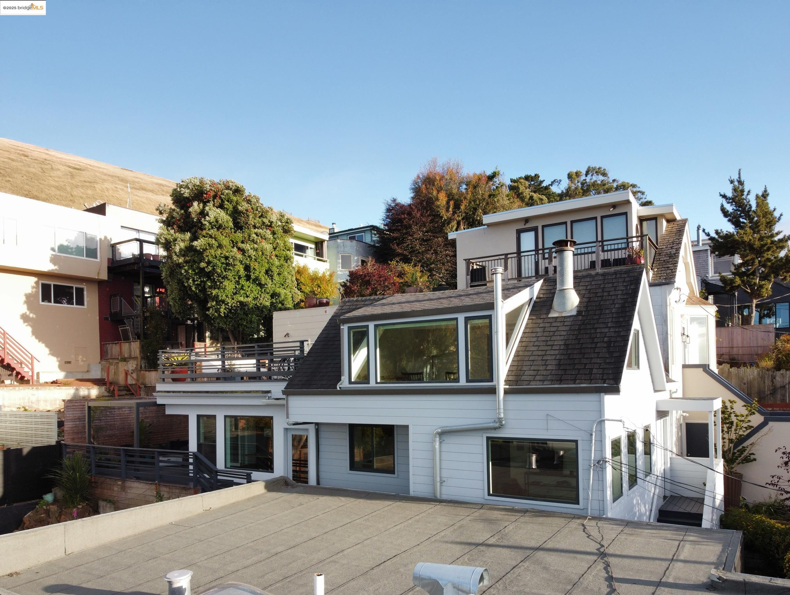 Detail Gallery Image 26 of 28 For 53 Elsie St, San Francisco,  CA 94110 - 2 Beds | 2 Baths