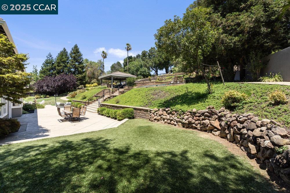 Detail Gallery Image 47 of 60 For 825 Bertram St, Walnut Creek,  CA 94598 - 5 Beds | 3 Baths