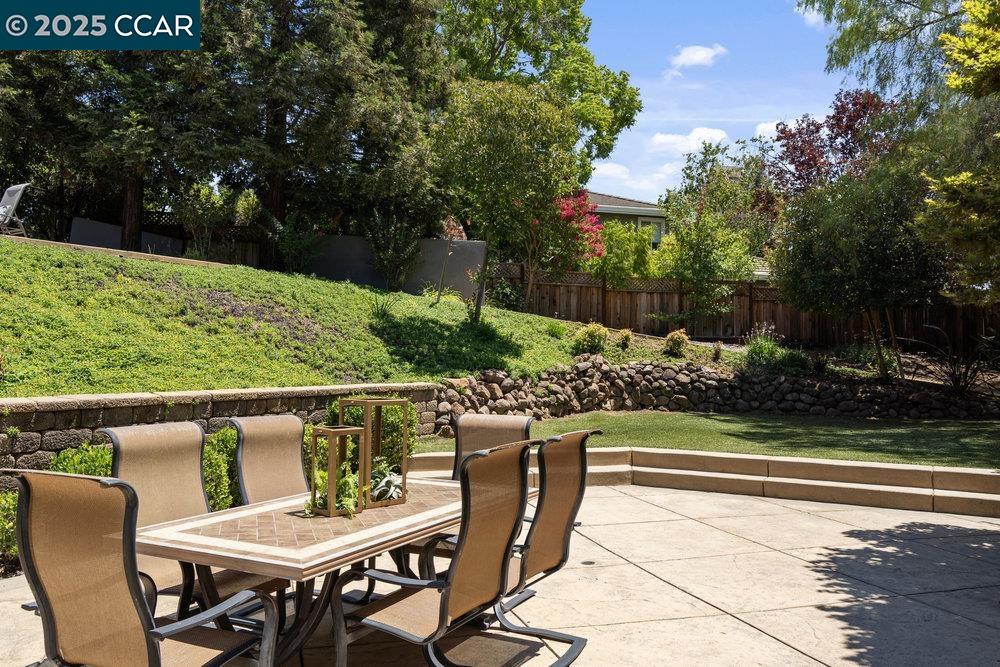 Detail Gallery Image 48 of 60 For 825 Bertram St, Walnut Creek,  CA 94598 - 5 Beds | 3 Baths