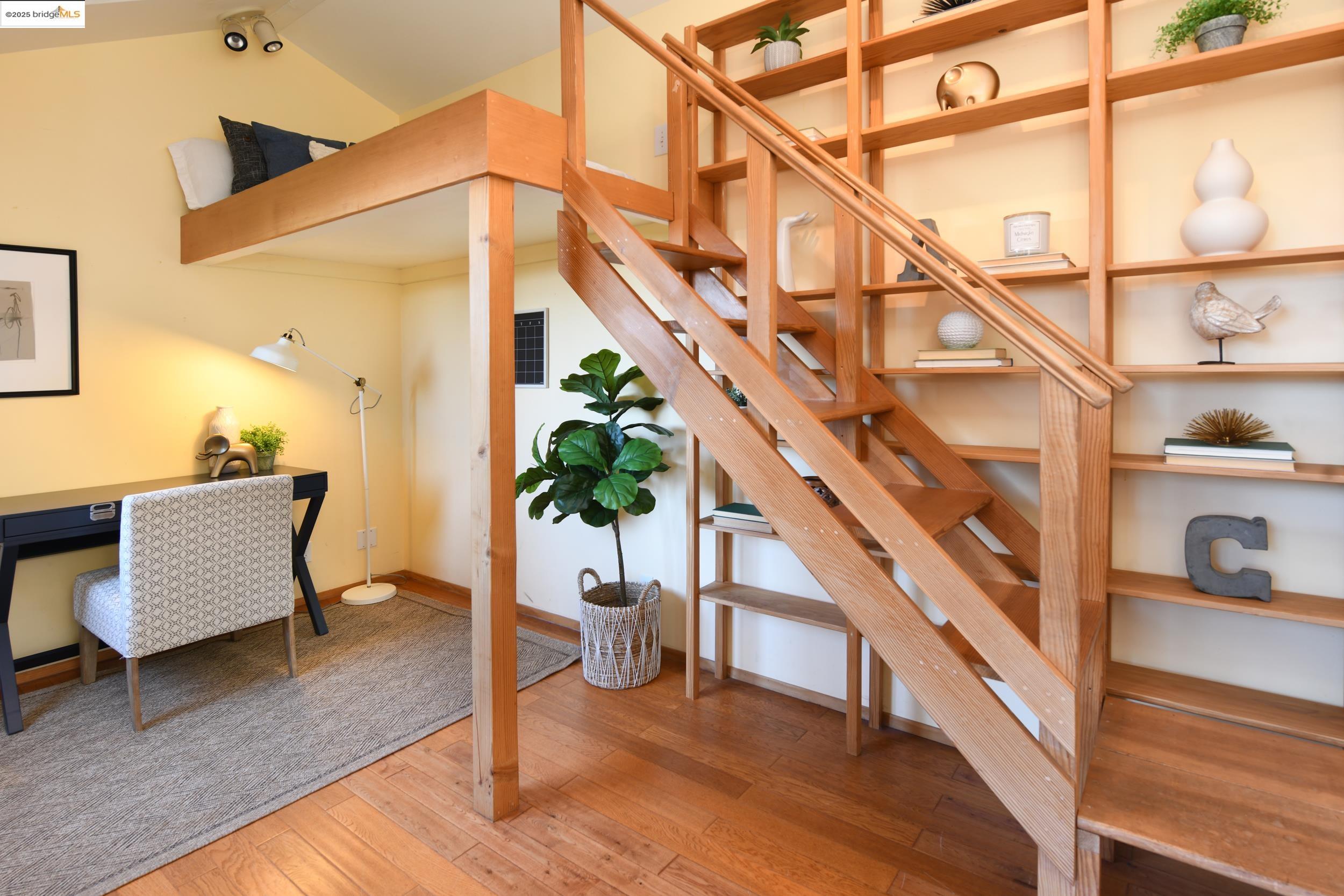 Detail Gallery Image 45 of 54 For 830 Creston, Berkeley,  CA 94708 - 3 Beds | 2 Baths