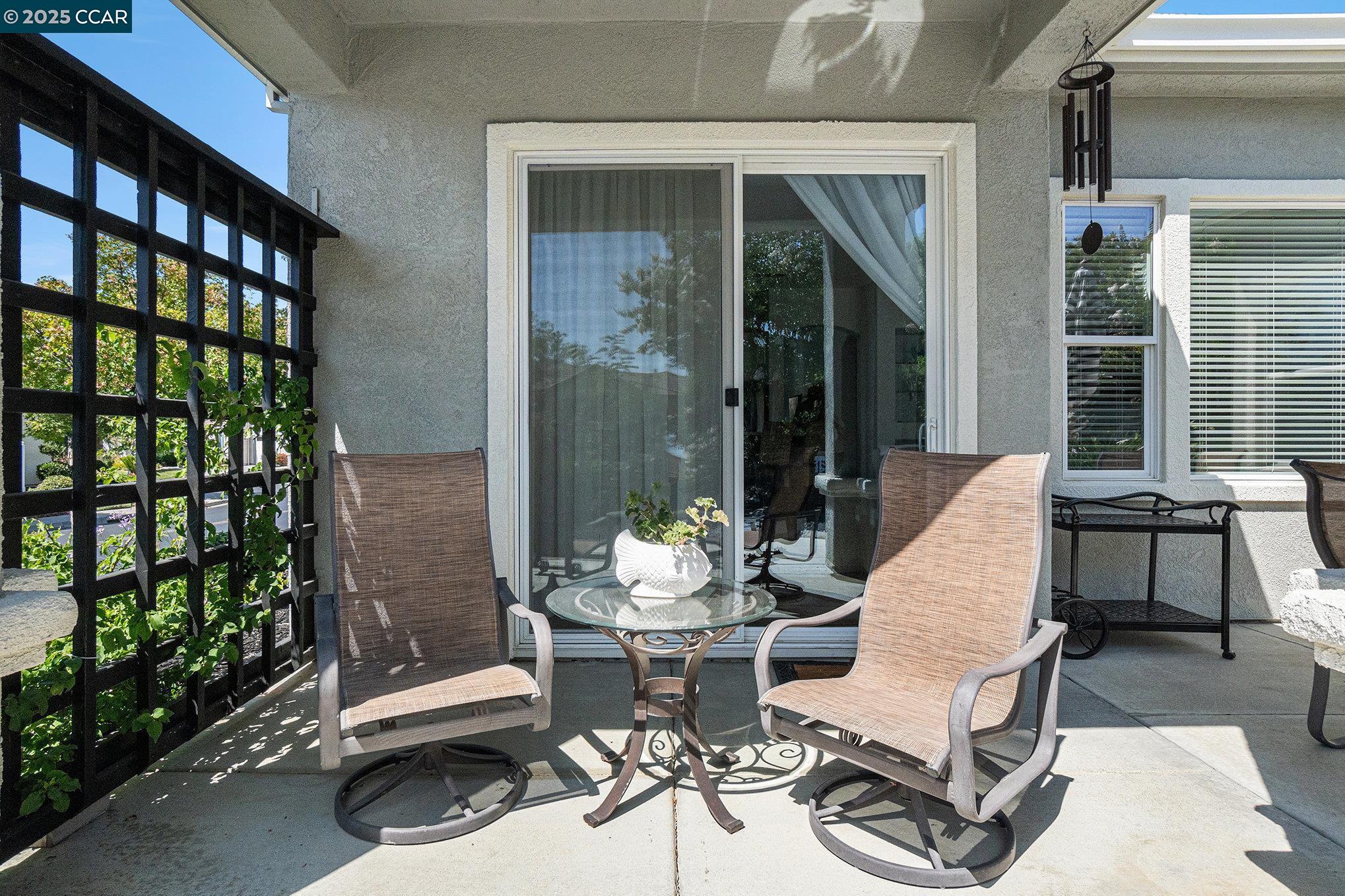 Detail Gallery Image 18 of 34 For 2060 Kent Dr, Brentwood,  CA 94513 - 2 Beds | 2/1 Baths
