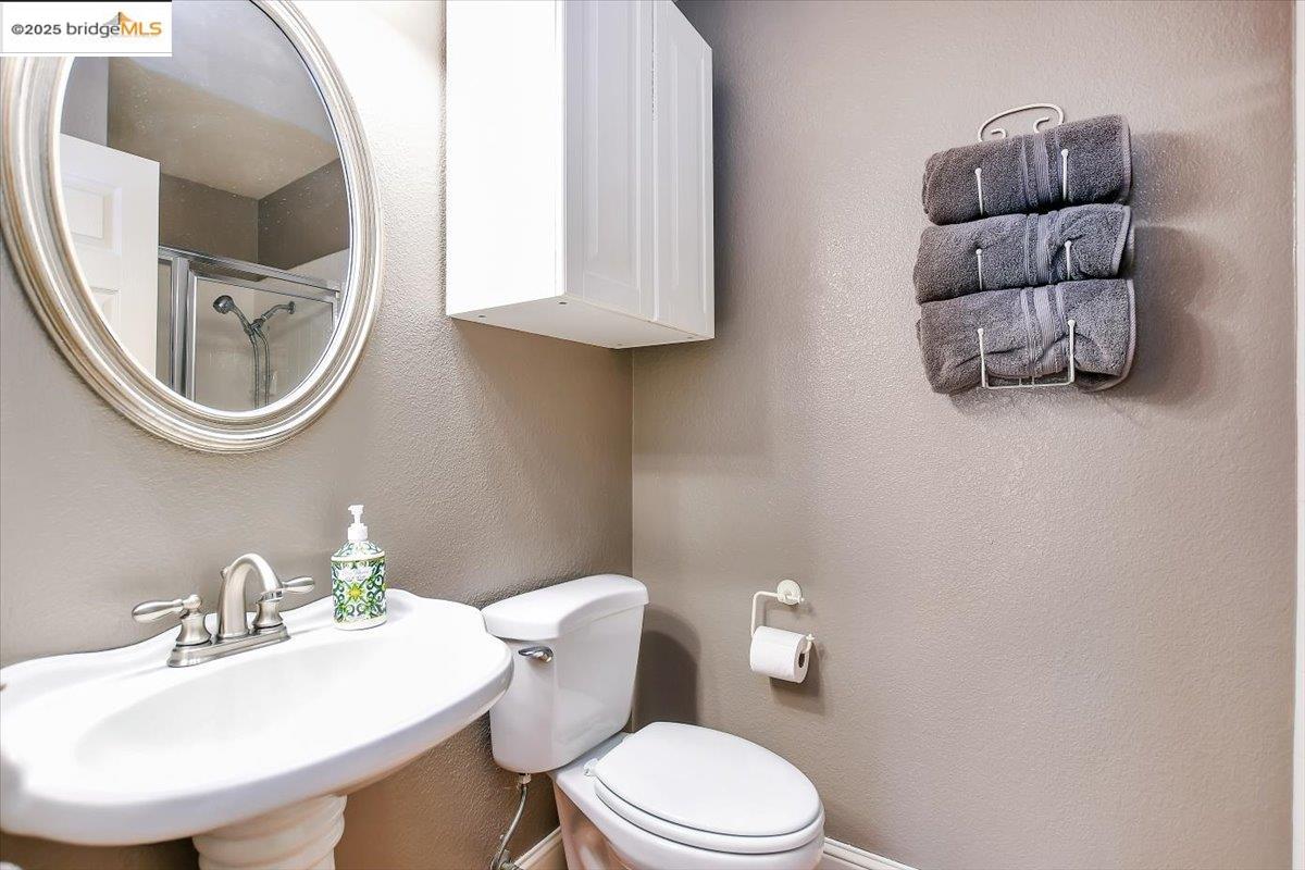 Detail Gallery Image 19 of 44 For 4011 Folsom Dr, Antioch,  CA 94531 - 4 Beds | 3 Baths