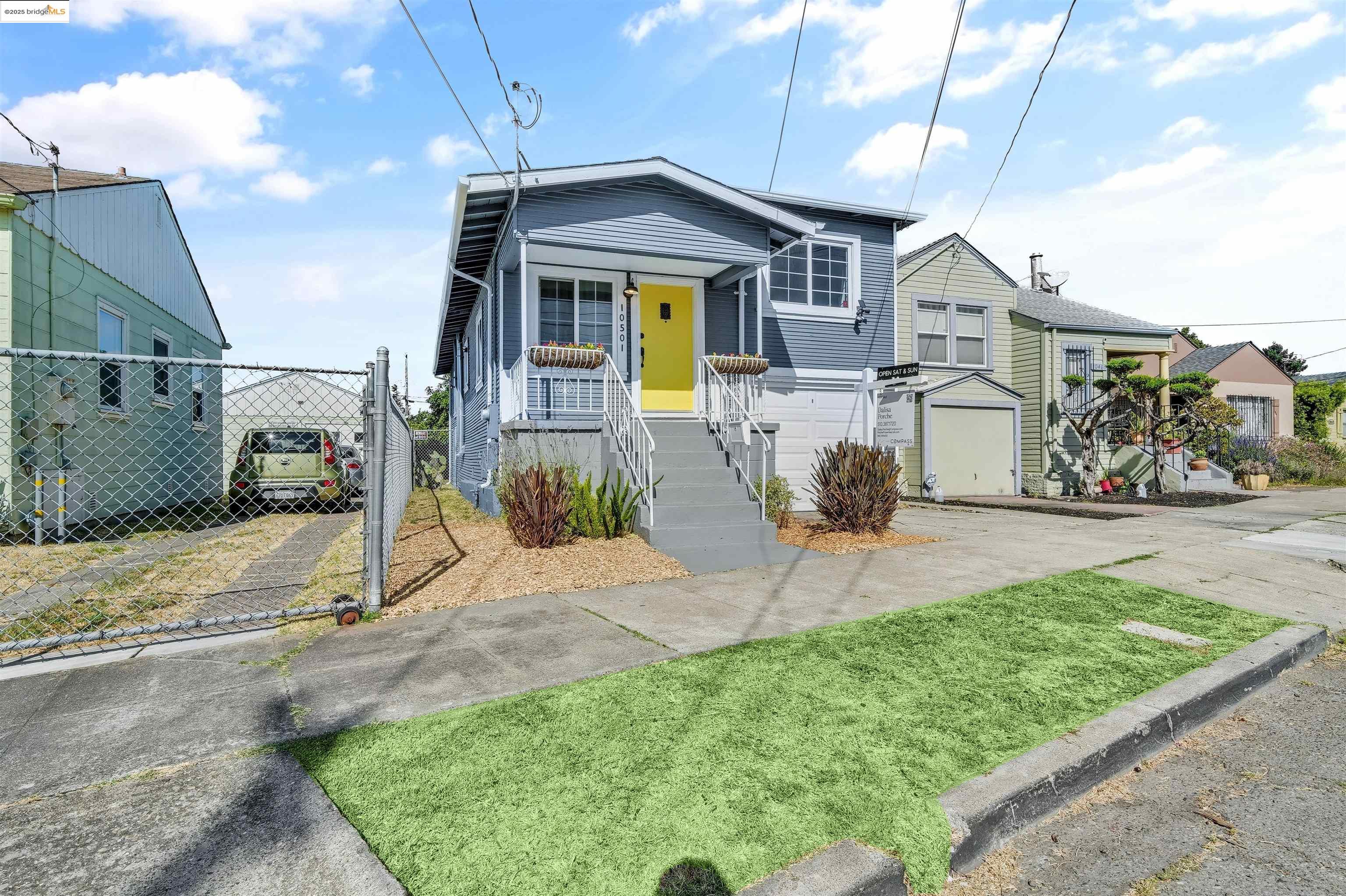 Detail Gallery Image 25 of 46 For 10501 Longfellow Ave, Oakland,  CA 94603 - 3 Beds | 1 Baths