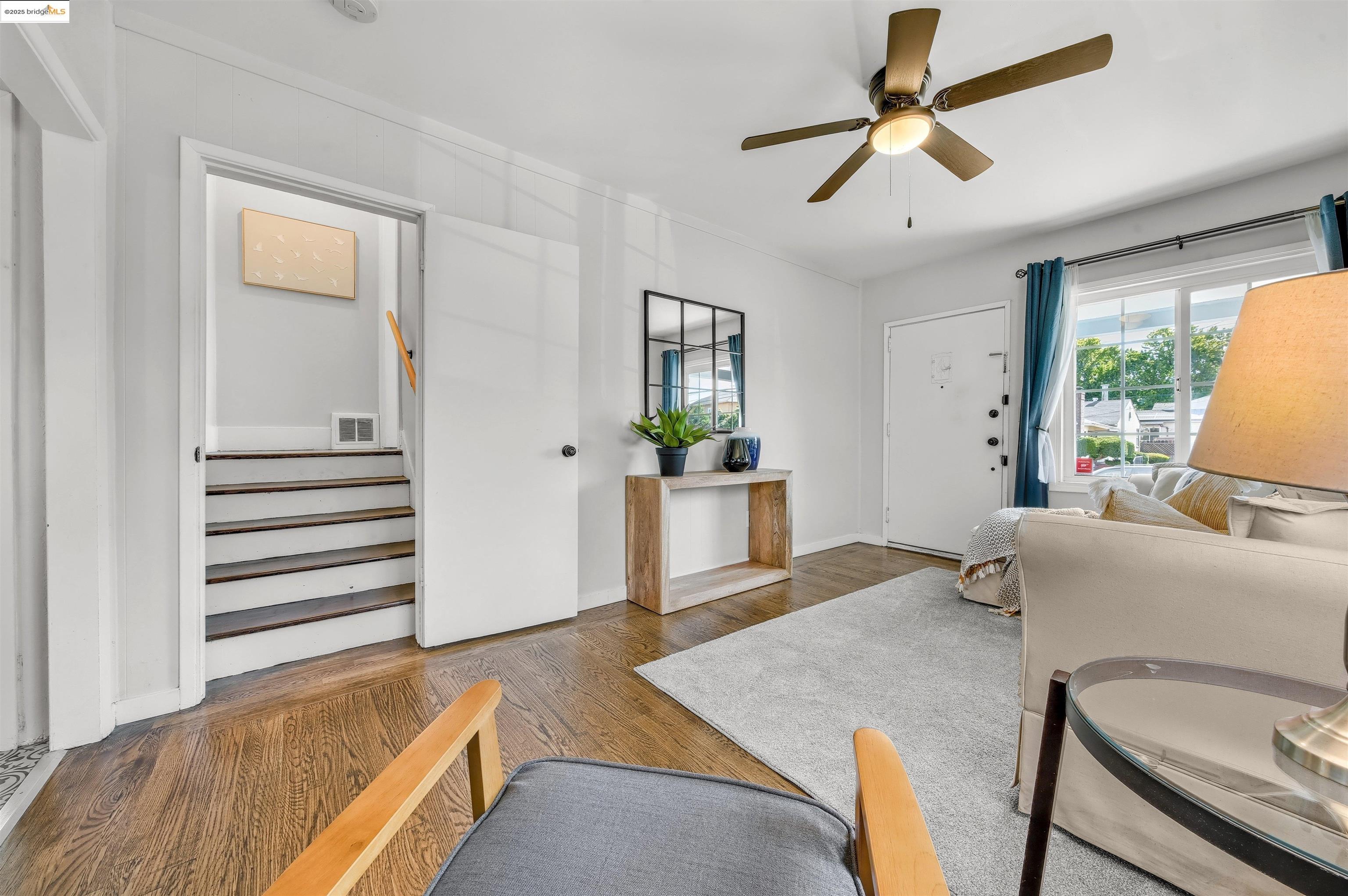 Detail Gallery Image 31 of 46 For 10501 Longfellow Ave, Oakland,  CA 94603 - 3 Beds | 1 Baths