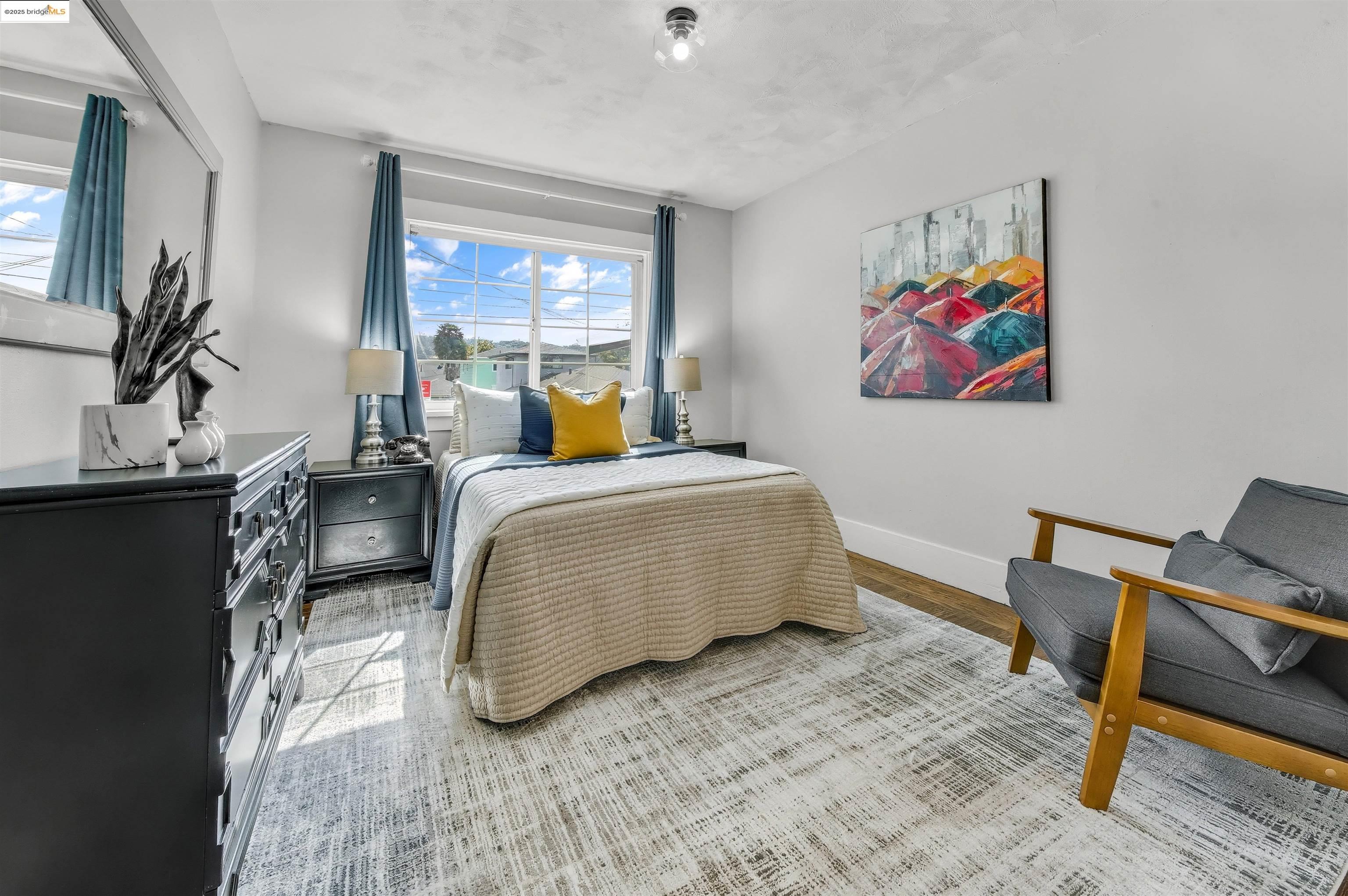 Detail Gallery Image 32 of 46 For 10501 Longfellow Ave, Oakland,  CA 94603 - 3 Beds | 1 Baths