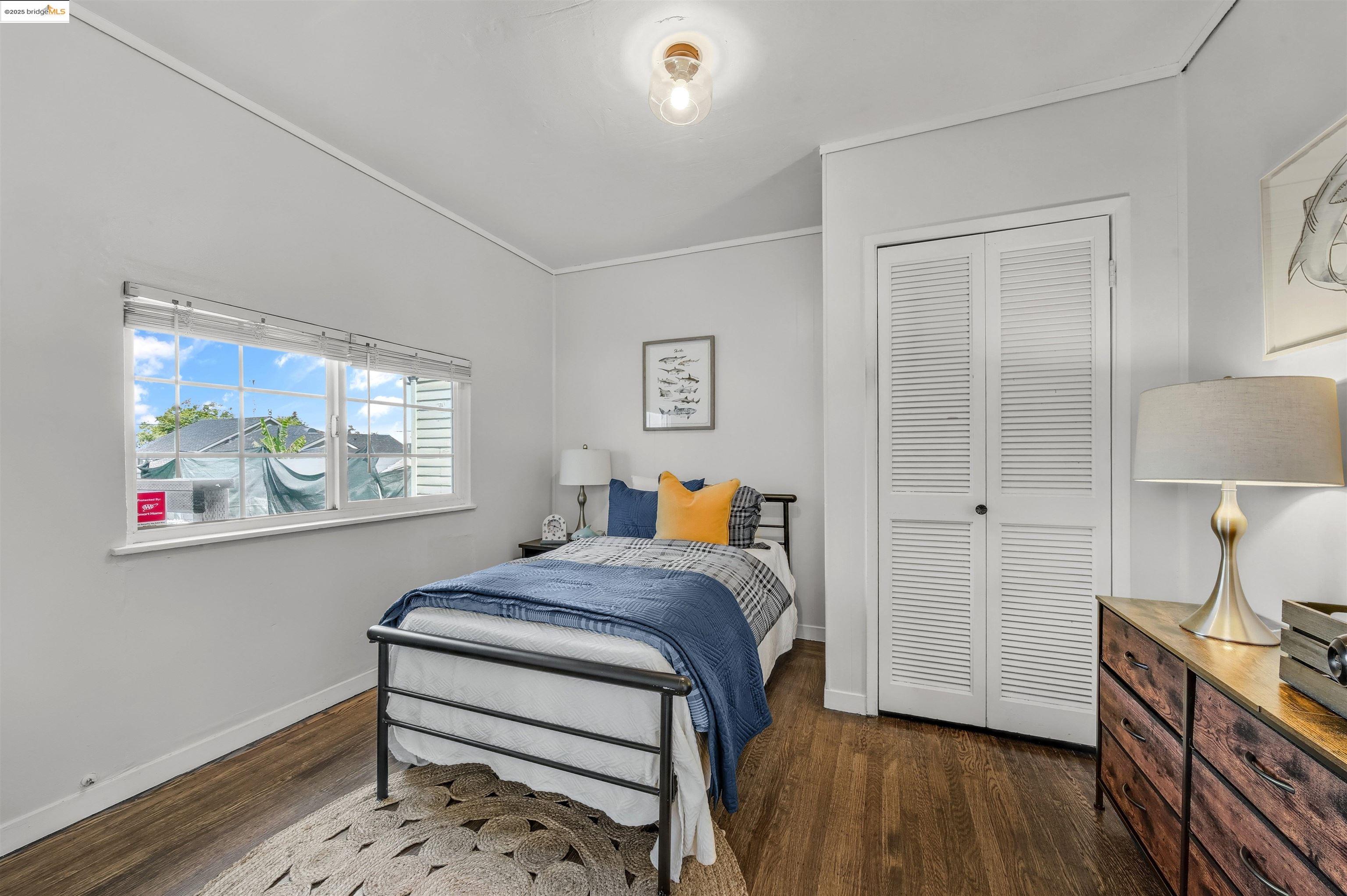 Detail Gallery Image 35 of 46 For 10501 Longfellow Ave, Oakland,  CA 94603 - 3 Beds | 1 Baths