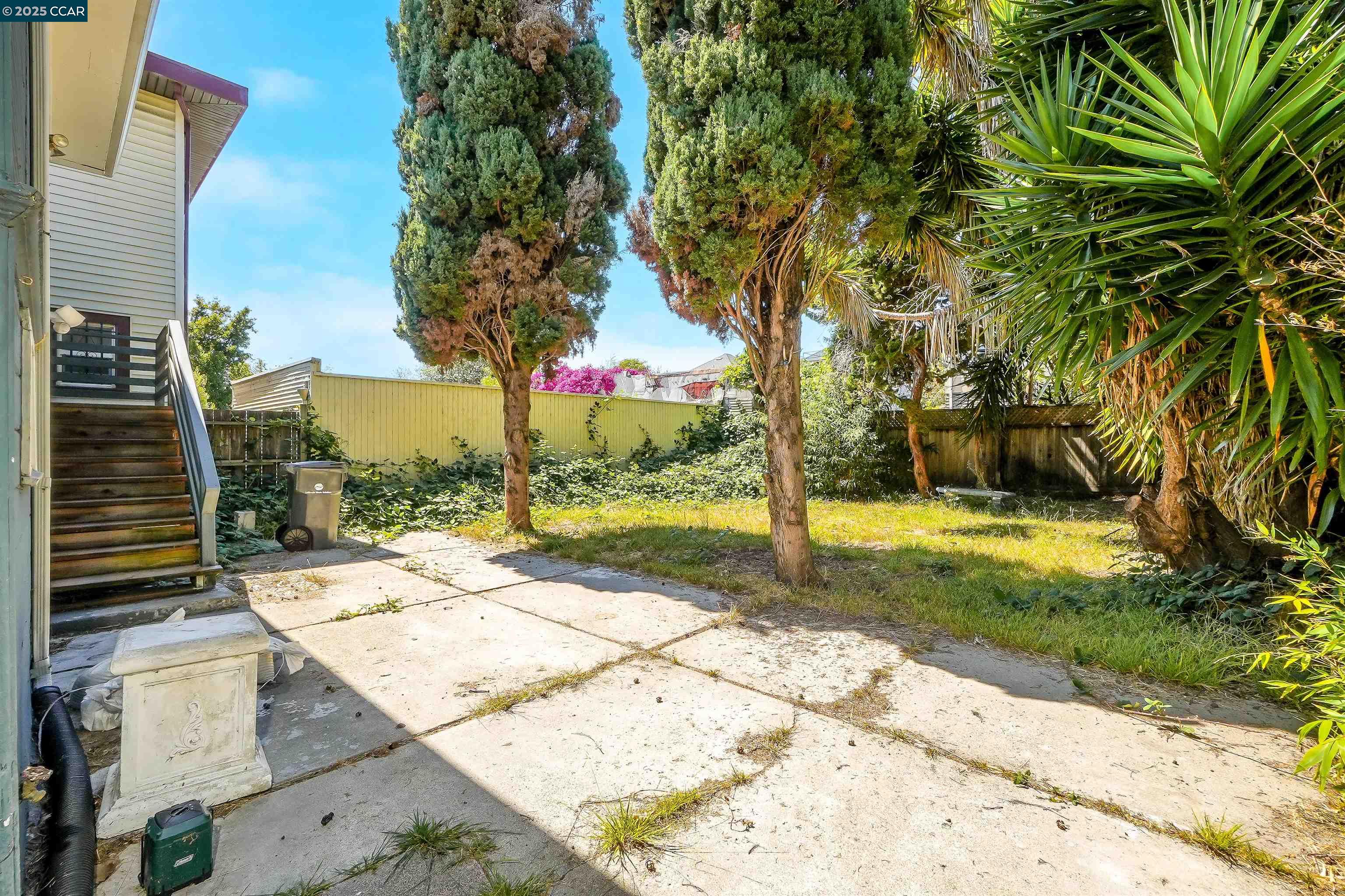 Detail Gallery Image 26 of 34 For 546 61st St, Oakland,  CA 94609 - 2 Beds | 1 Baths