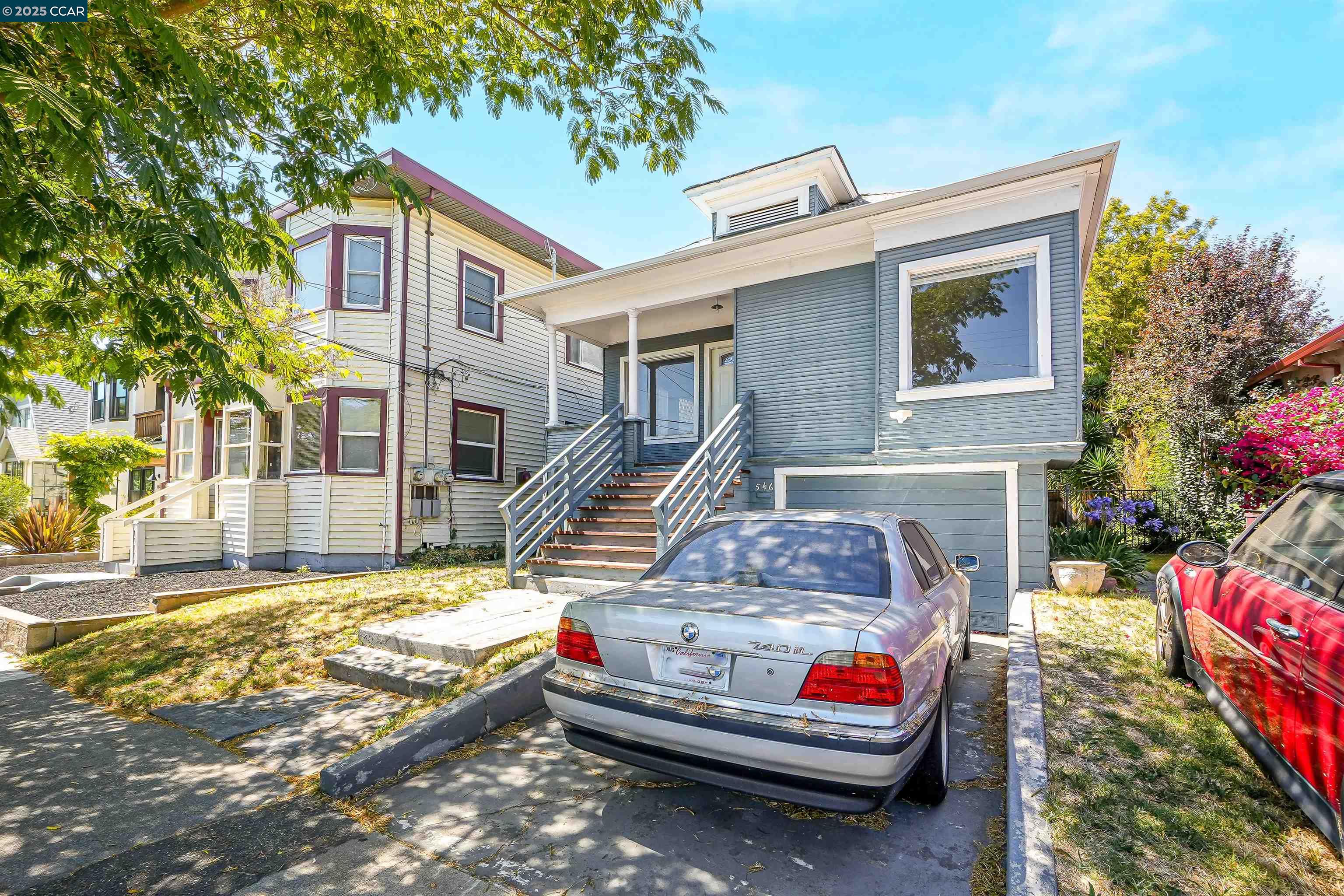 Detail Gallery Image 4 of 34 For 546 61st St, Oakland,  CA 94609 - 2 Beds | 1 Baths