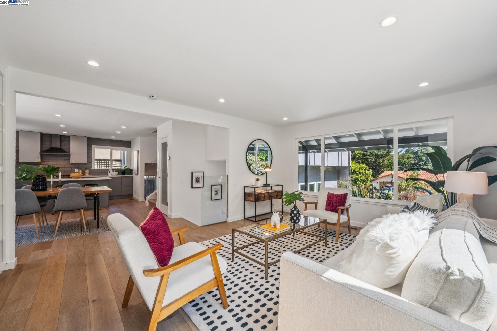 Detail Gallery Image 11 of 59 For 624 Parkside Court, Kensington,  CA 94708 - 3 Beds | 2/1 Baths