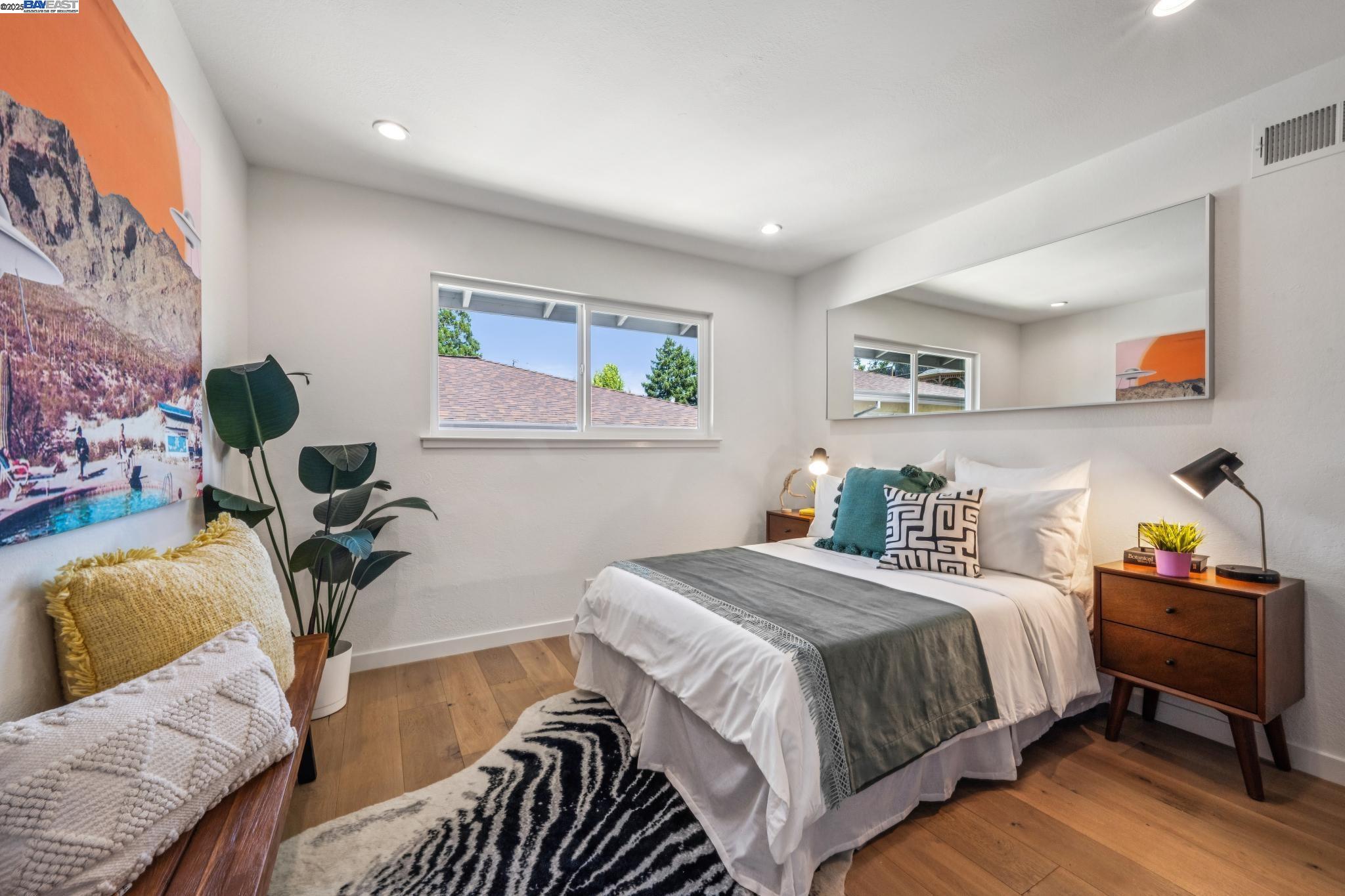 Detail Gallery Image 41 of 59 For 624 Parkside Court, Kensington,  CA 94708 - 3 Beds | 2/1 Baths