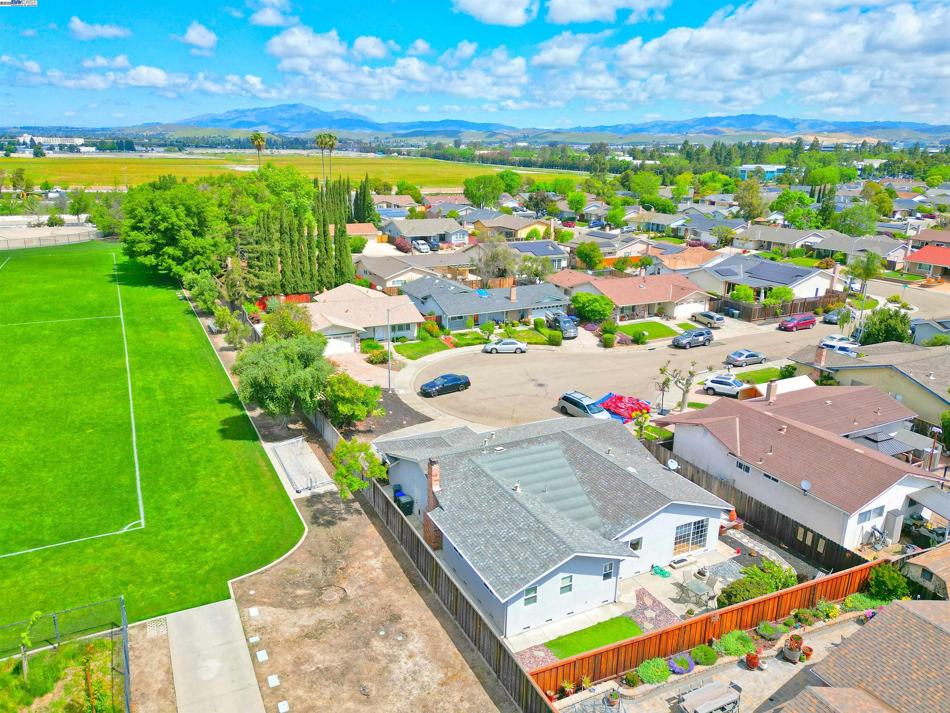 Detail Gallery Image 35 of 47 For 6876 Prospect Ct, Pleasanton,  CA 94588 - 5 Beds | 3 Baths