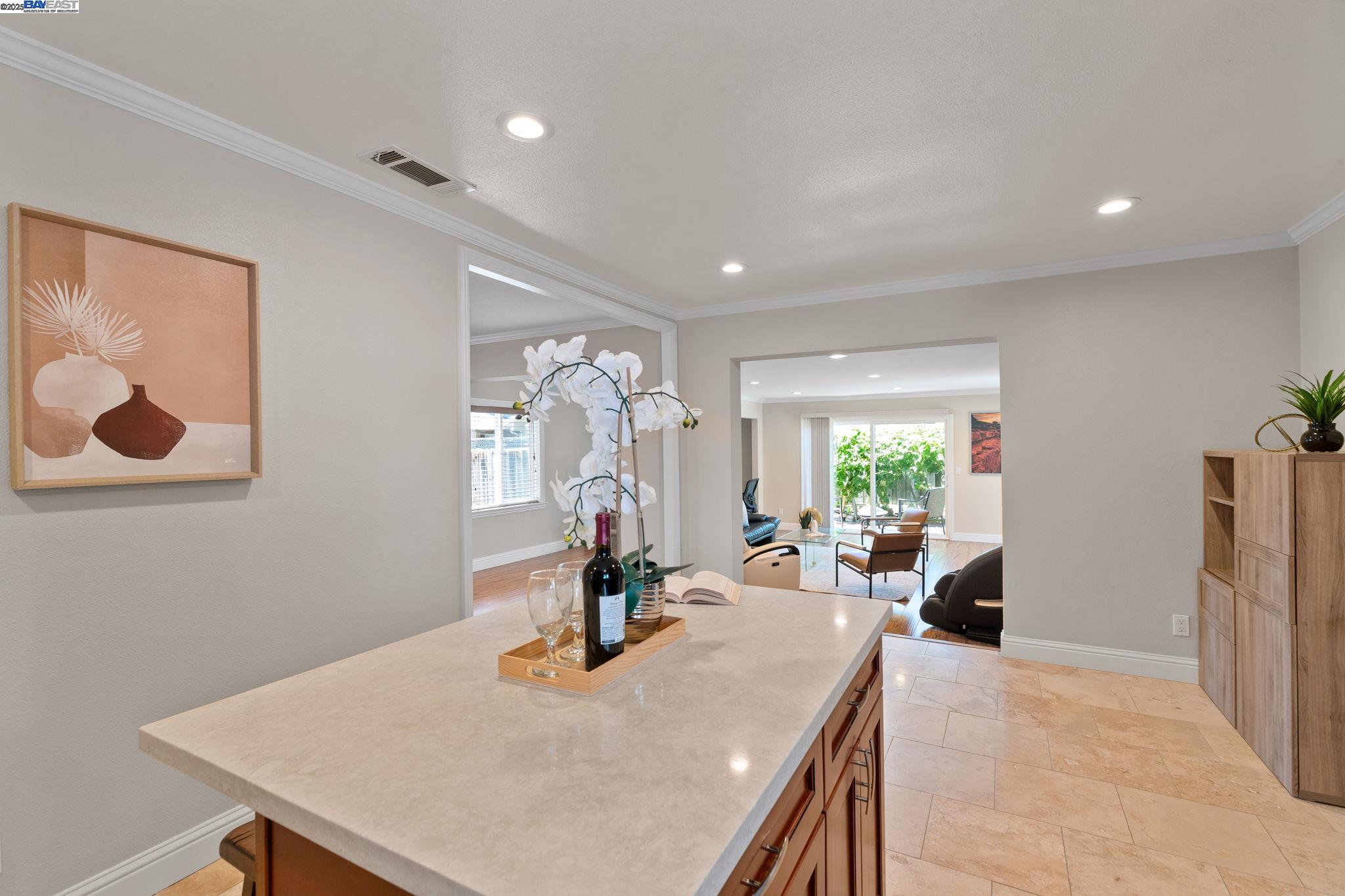 Detail Gallery Image 15 of 59 For 35421 Cleremont Dr, Newark,  CA 94560 - 4 Beds | 3 Baths