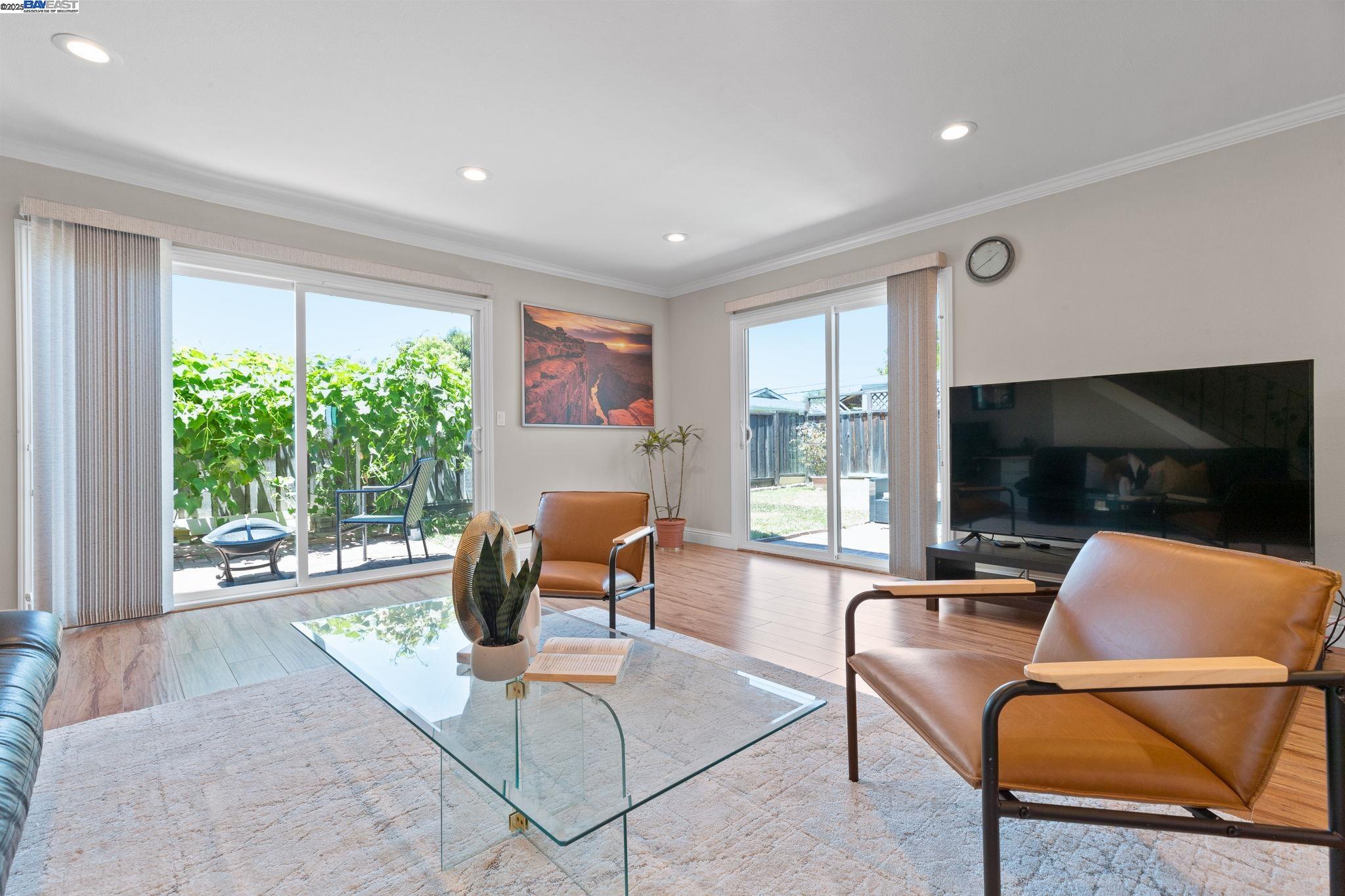 Detail Gallery Image 4 of 59 For 35421 Cleremont Dr, Newark,  CA 94560 - 4 Beds | 3 Baths