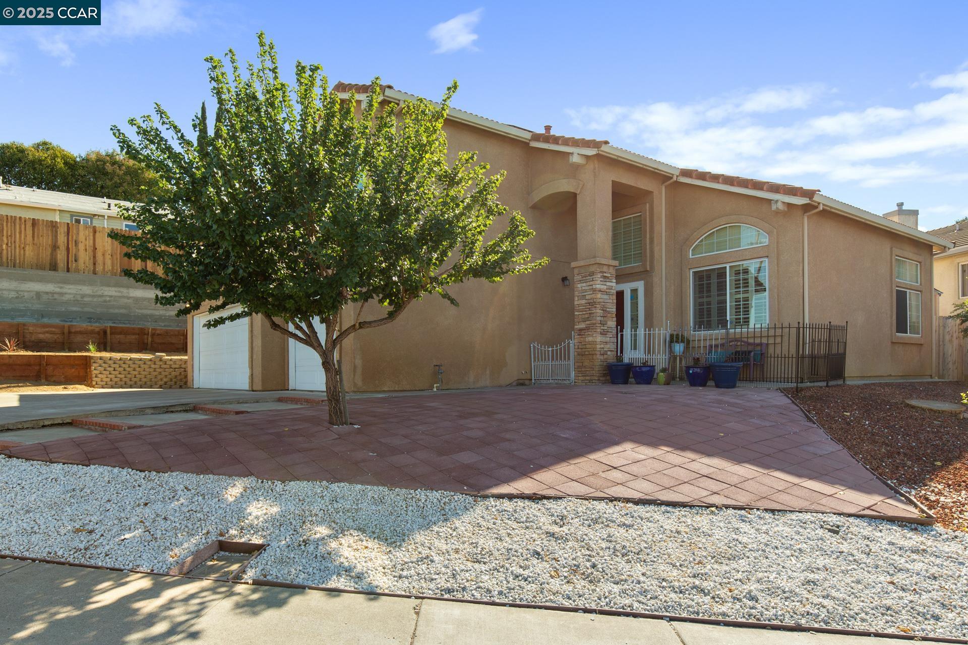 Detail Gallery Image 2 of 33 For 2709 G St, Antioch,  CA 94509 - 5 Beds | 3 Baths