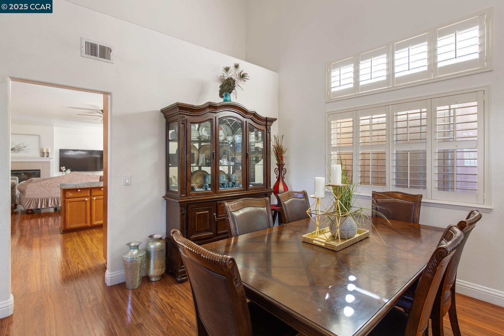 Detail Gallery Image 11 of 33 For 2709 G St, Antioch,  CA 94509 - 5 Beds | 3 Baths