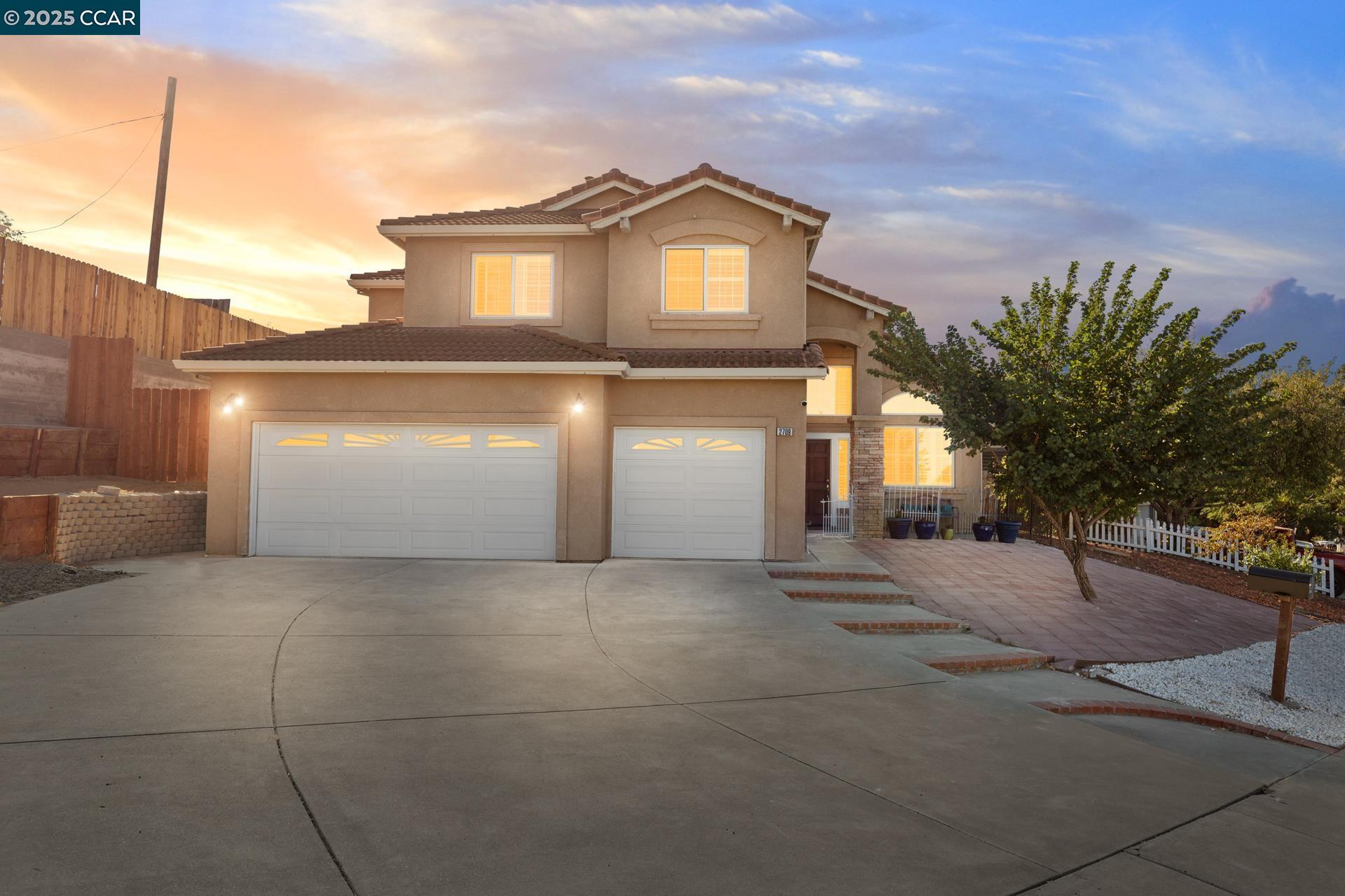 Detail Gallery Image 3 of 33 For 2709 G St, Antioch,  CA 94509 - 5 Beds | 3 Baths