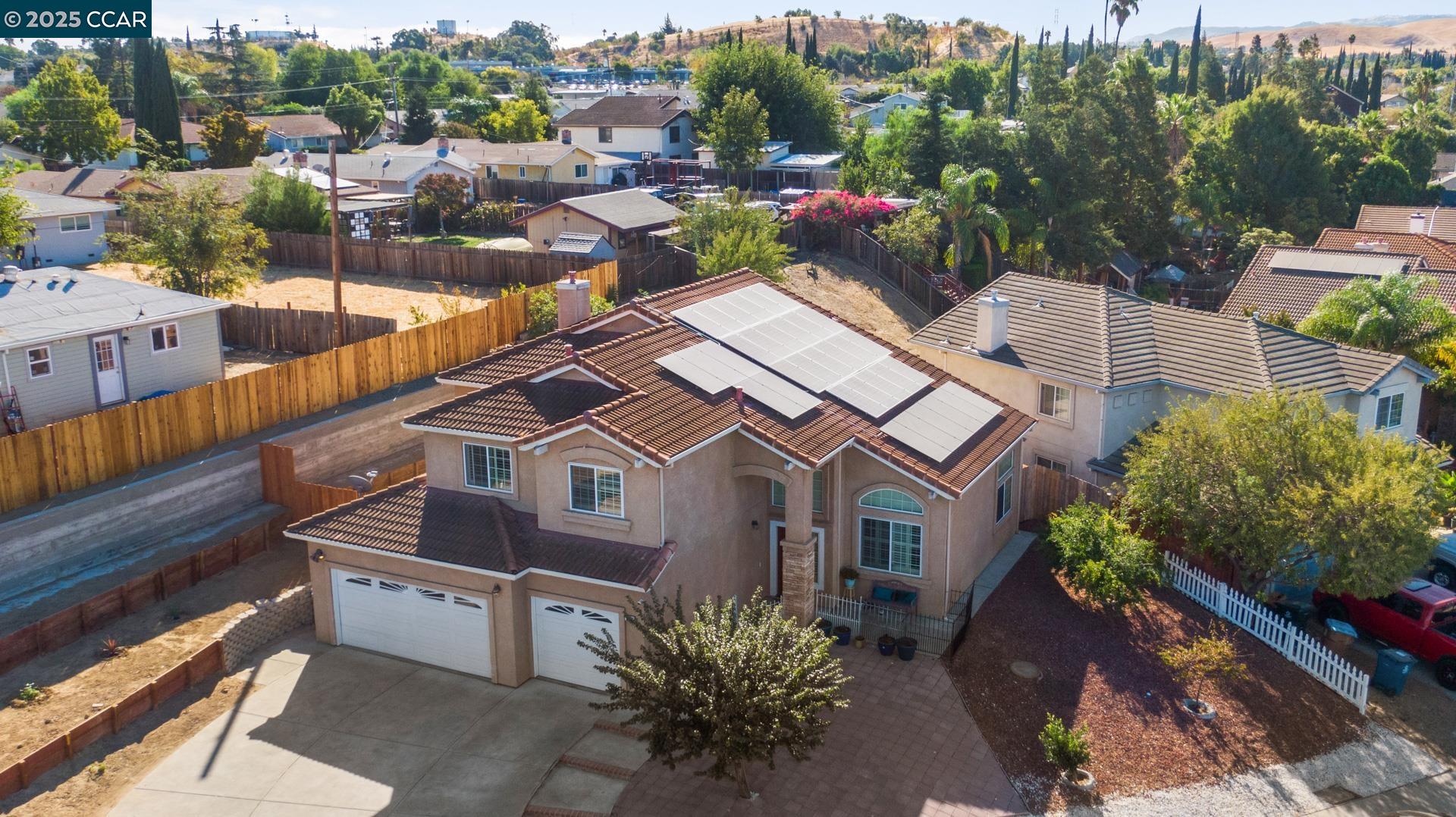 Detail Gallery Image 4 of 33 For 2709 G St, Antioch,  CA 94509 - 5 Beds | 3 Baths