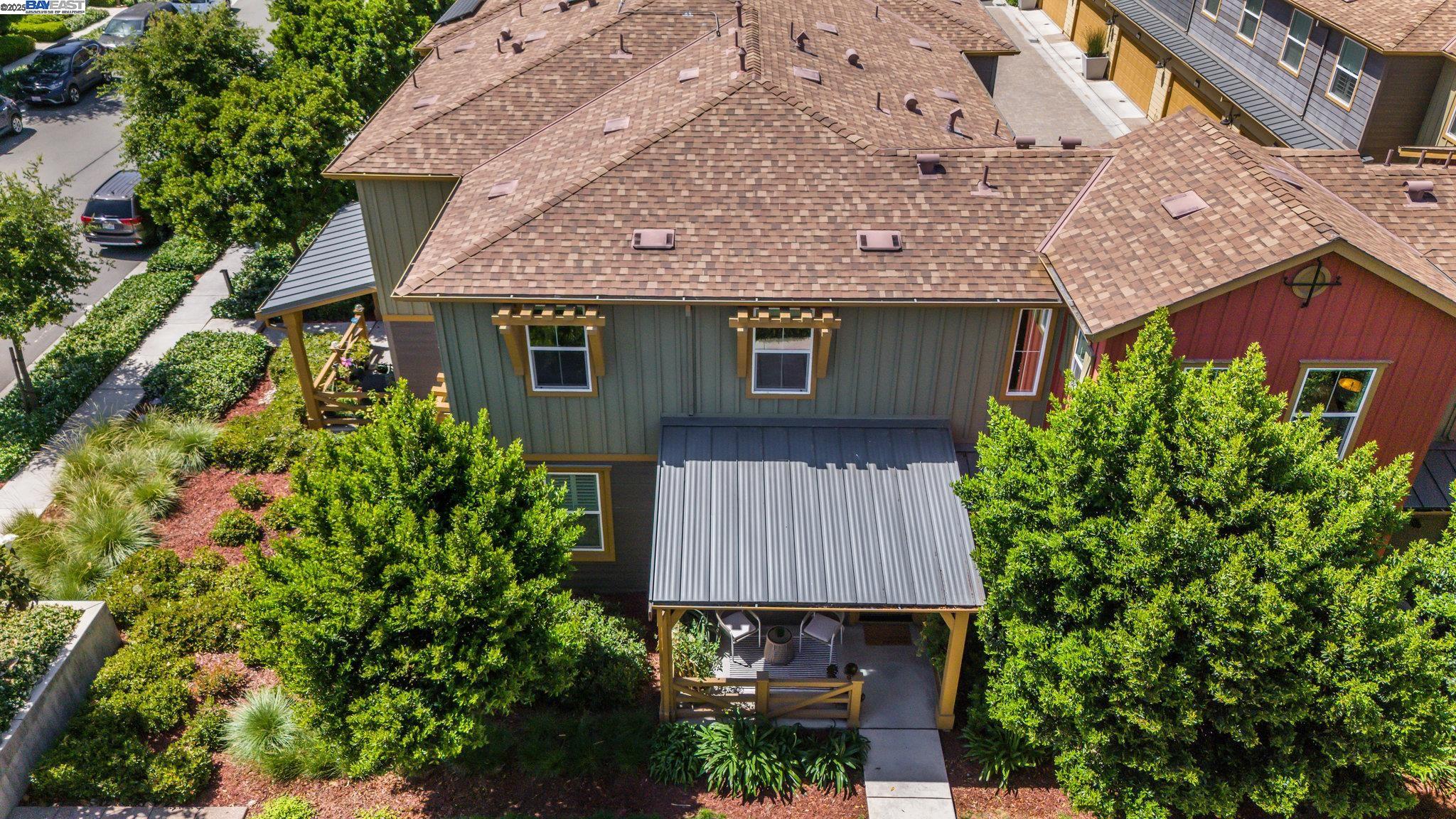Detail Gallery Image 25 of 32 For 454 Persimmon Common #8,  Livermore,  CA 94551 - 3 Beds | 2/1 Baths