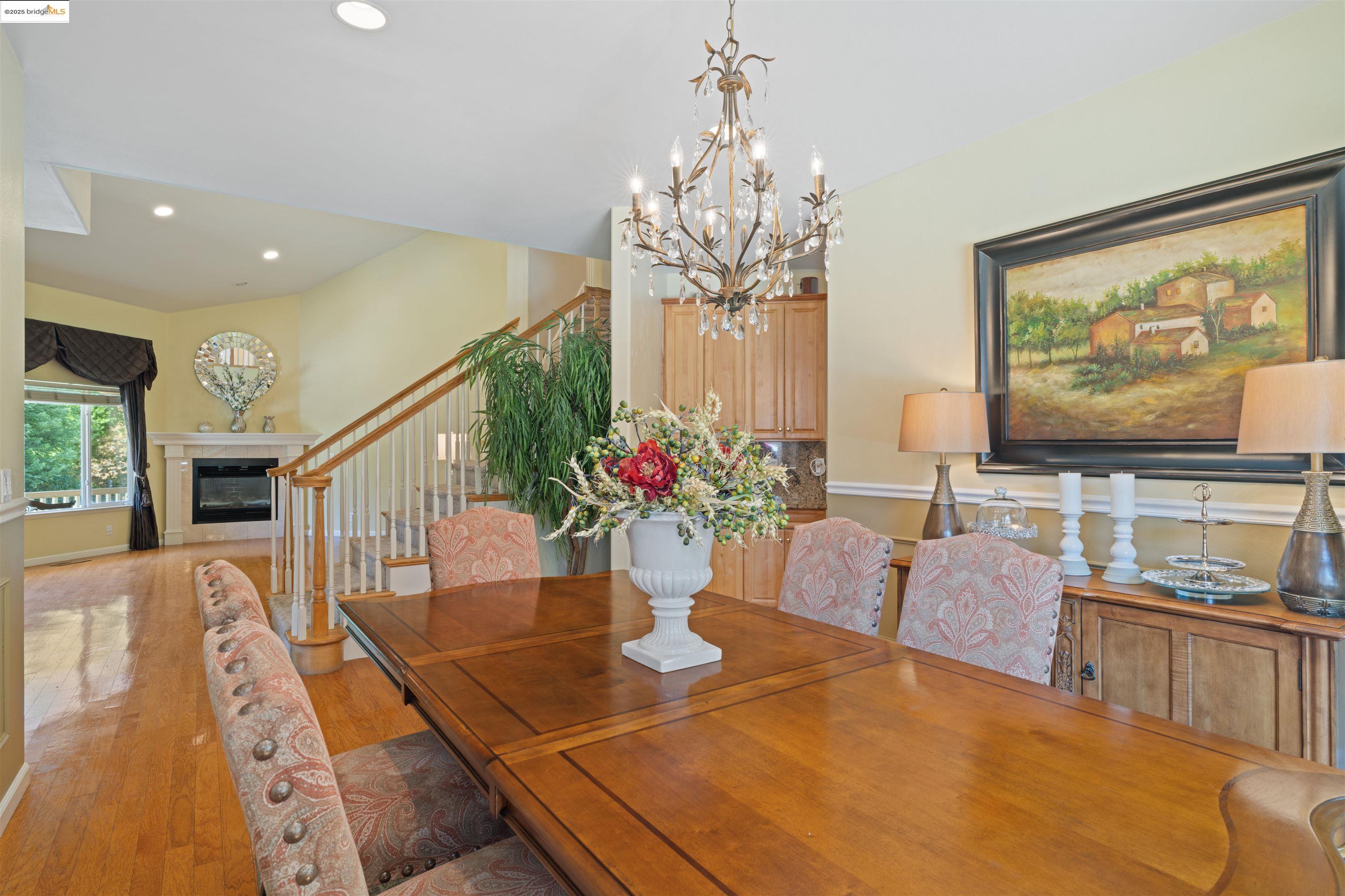 Detail Gallery Image 16 of 51 For 628 Stanley Ln, El Sobrante,  CA 94803 - 5 Beds | 3 Baths