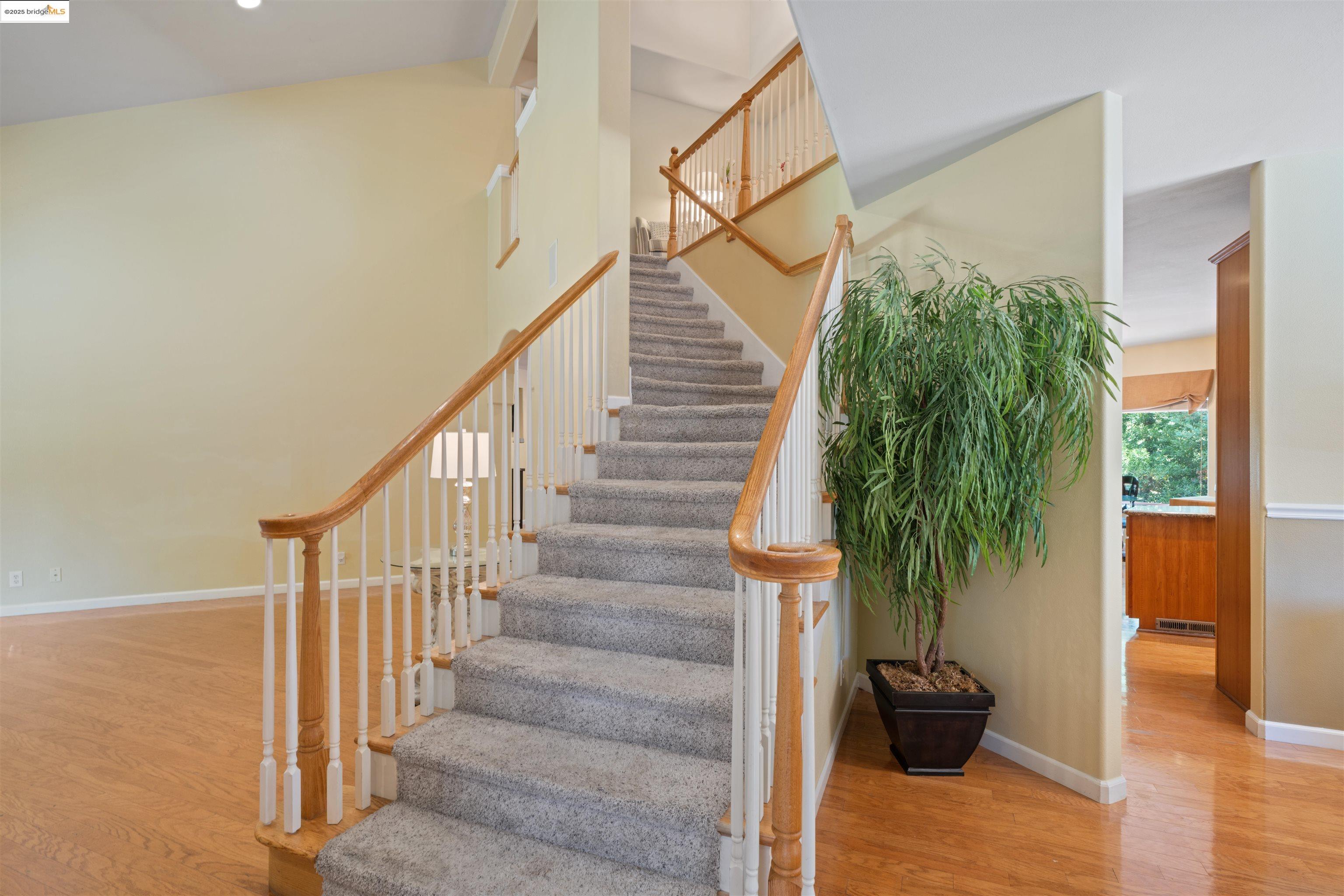 Detail Gallery Image 21 of 51 For 628 Stanley Ln, El Sobrante,  CA 94803 - 5 Beds | 3 Baths